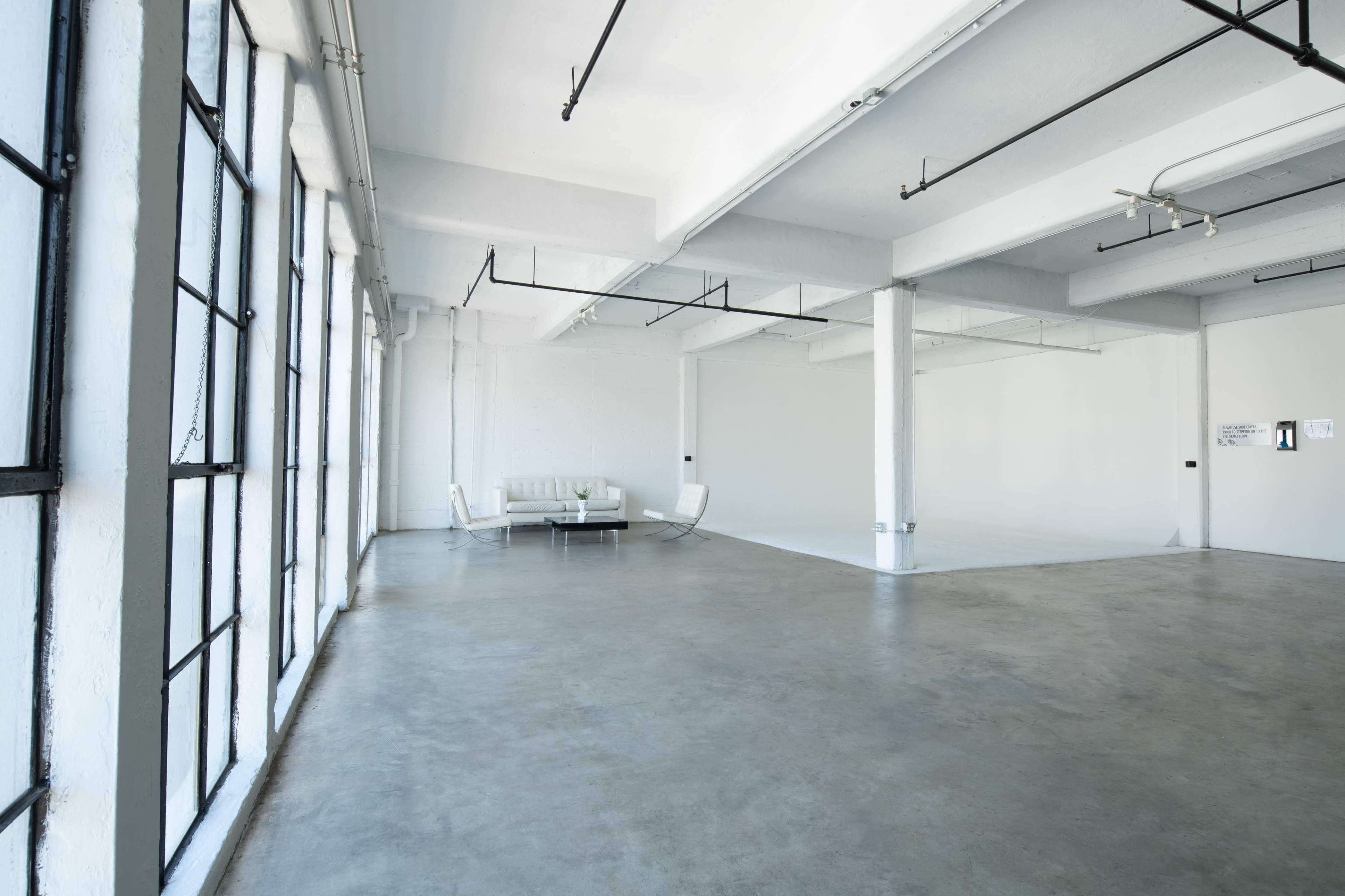 Apex Photo Studio A Image in Central LA, Los Angeles, CA