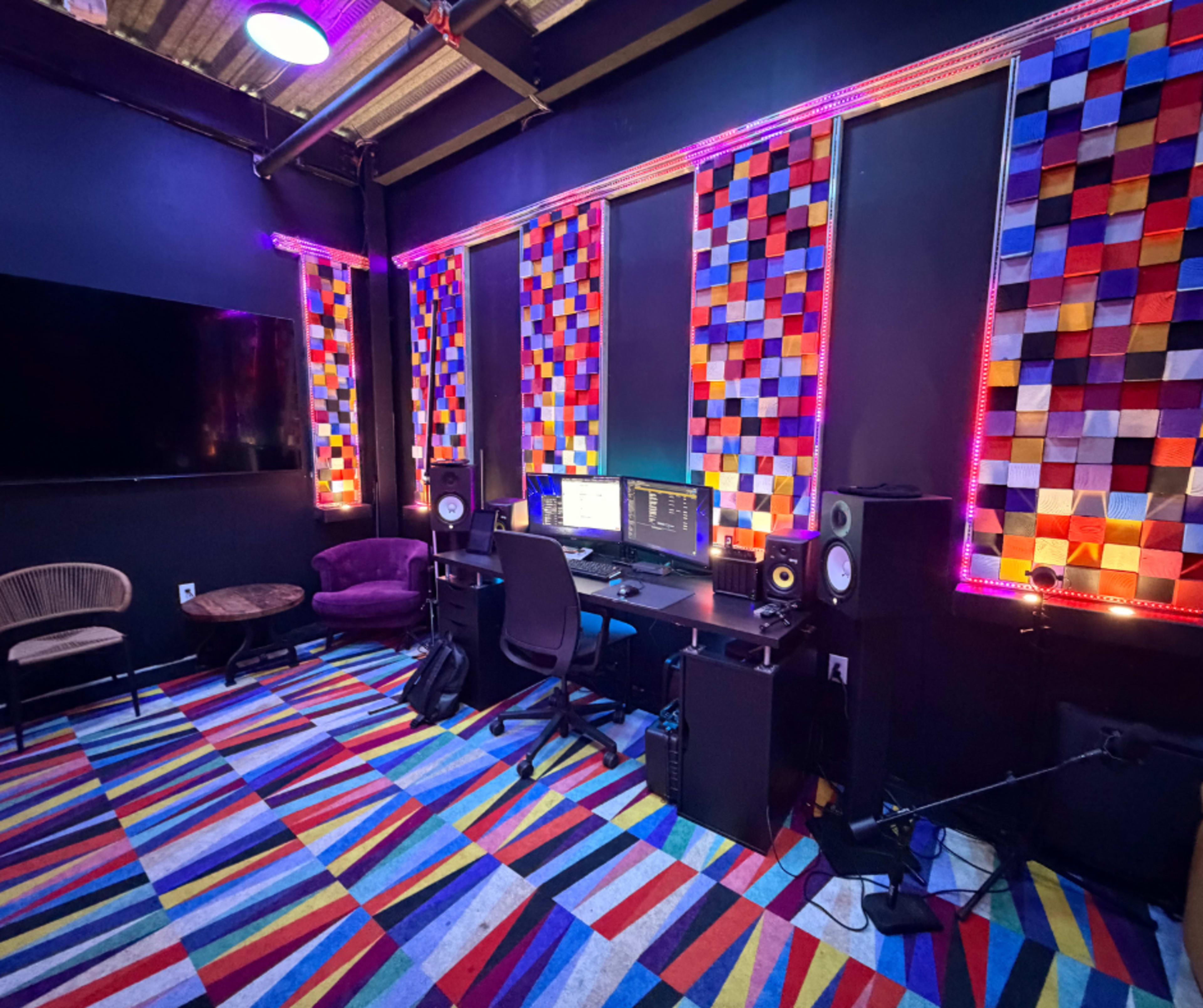 BarCode Grand Event Venue – 2,500 Capacity Stage Experience Image in Elizabeth, Elizabeth, NJ