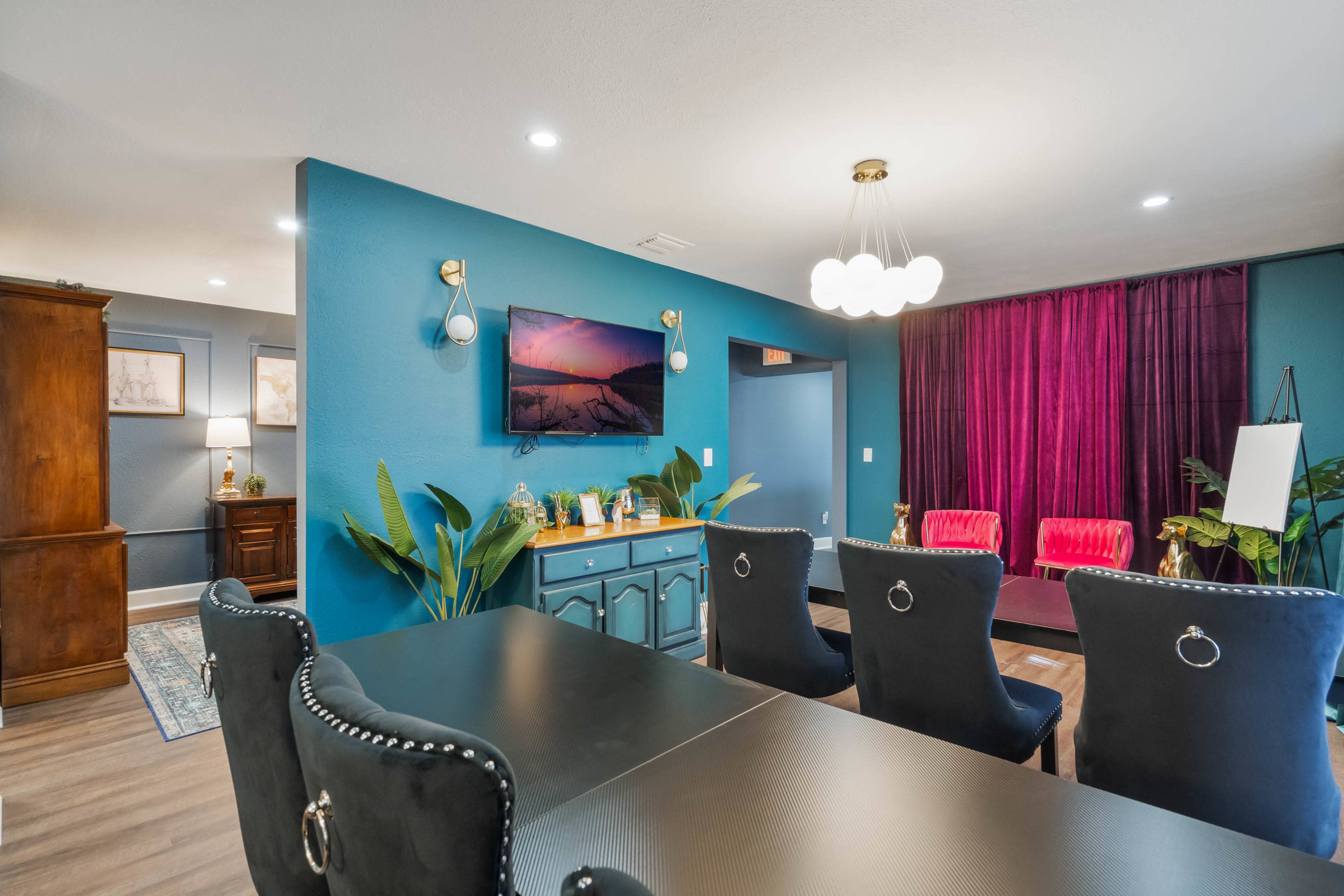 Content Creator Studio Image in Lake Mary, Lake Mary, FL