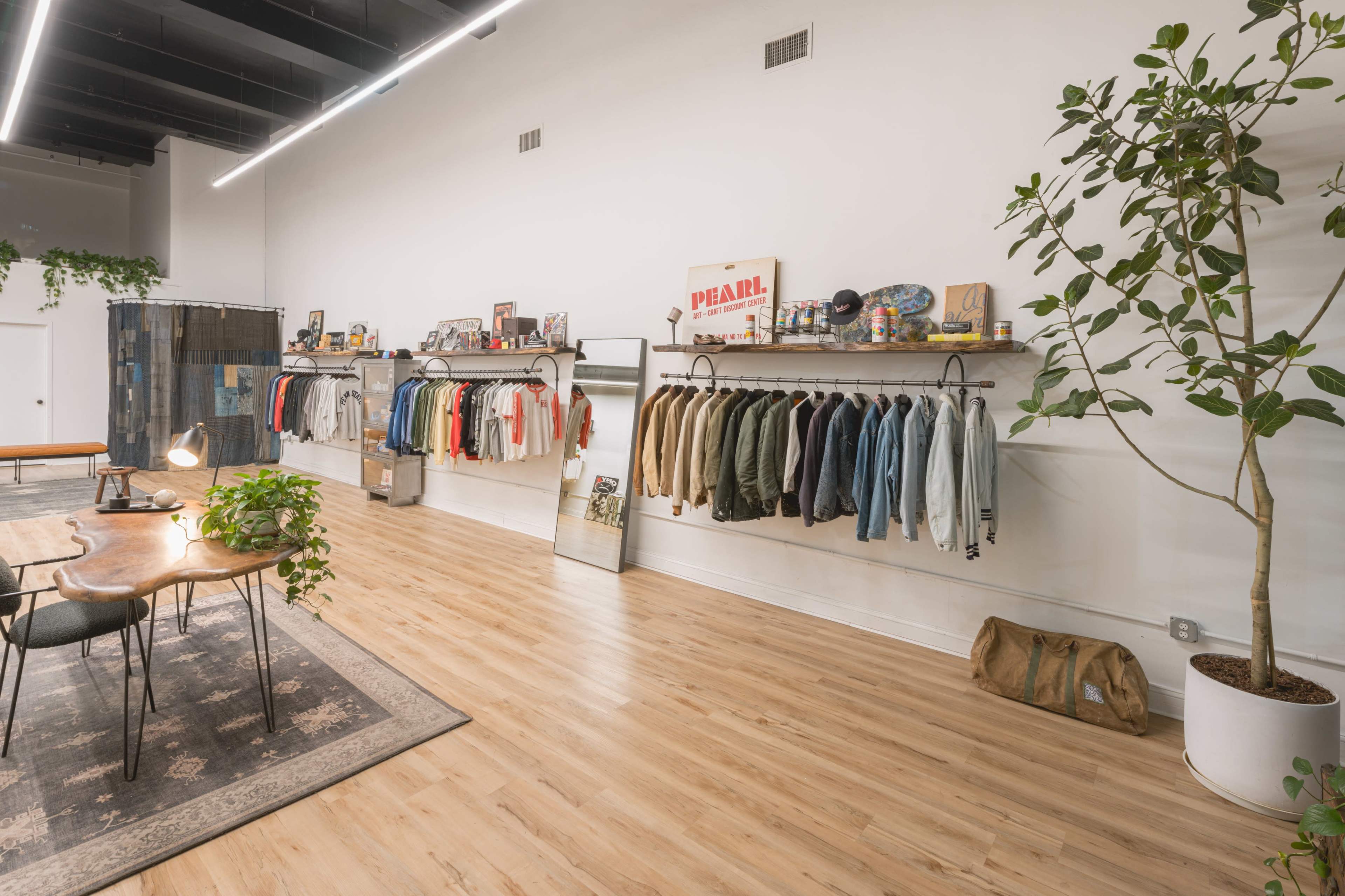 Spacious, customizable storefront in the heart of the Garment District Image in Midtown Manhattan, New York, NY
