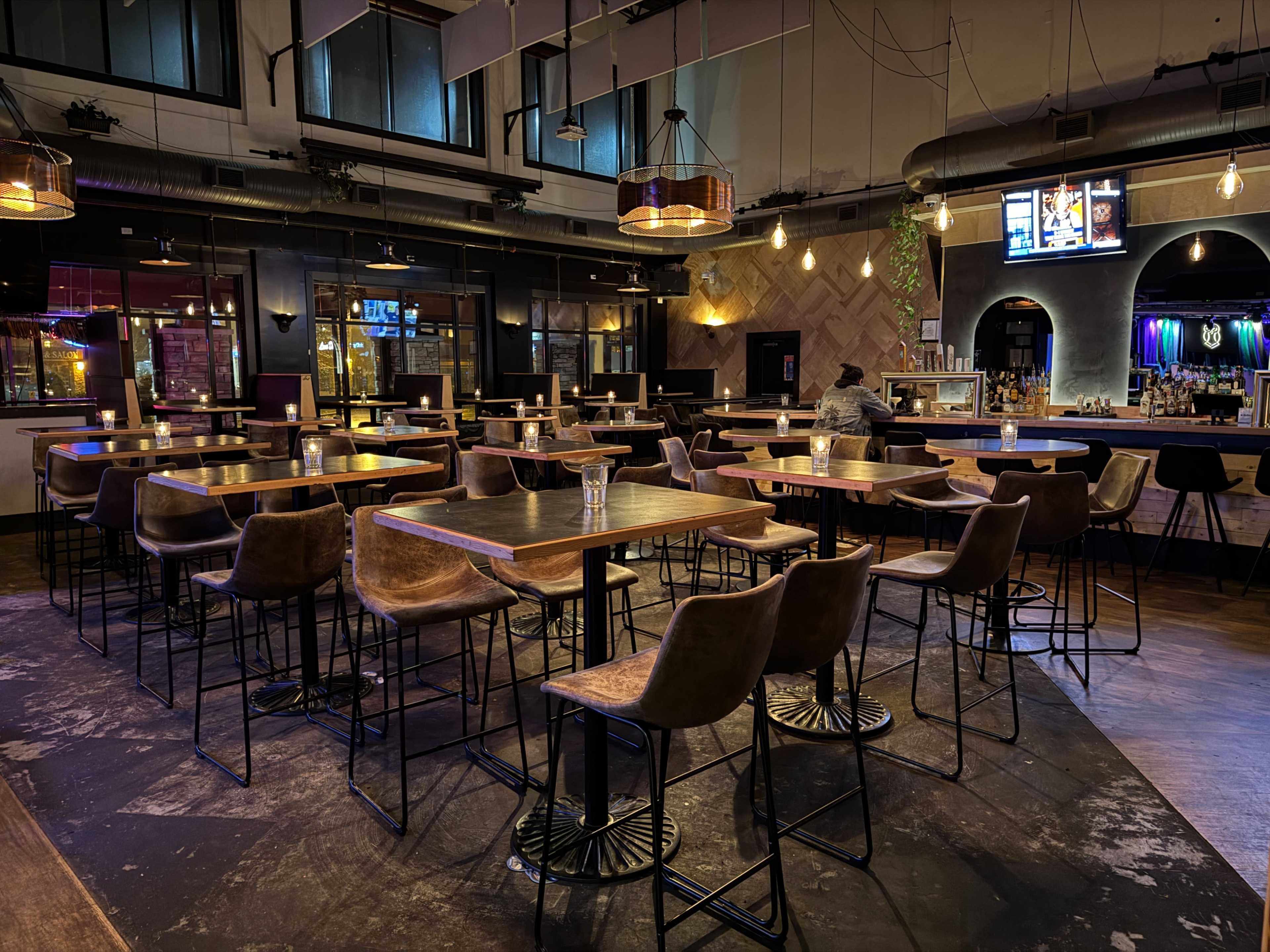 local neighbourhood bar/restaurant with a full stage, dance floor and capacity of 225 Image in Langford, Victoria, BC