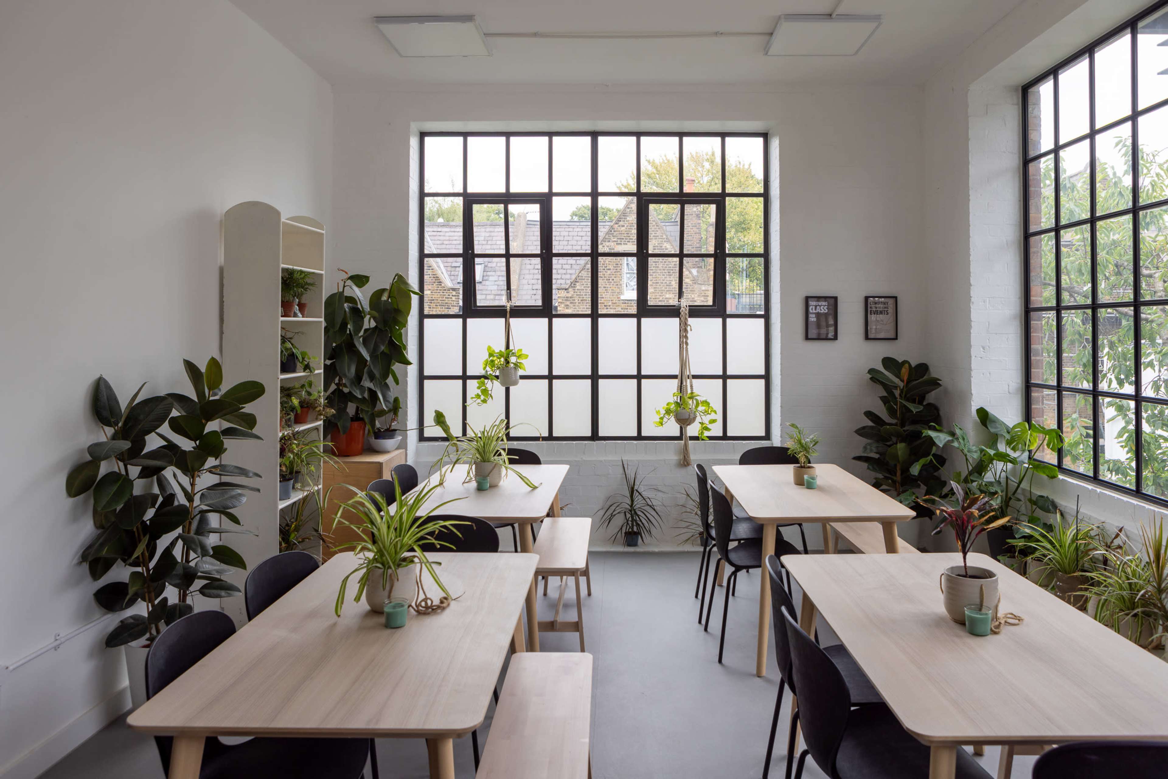 Multiuse Warehouse Style Studio With Natural Light Image in London, London, ENG