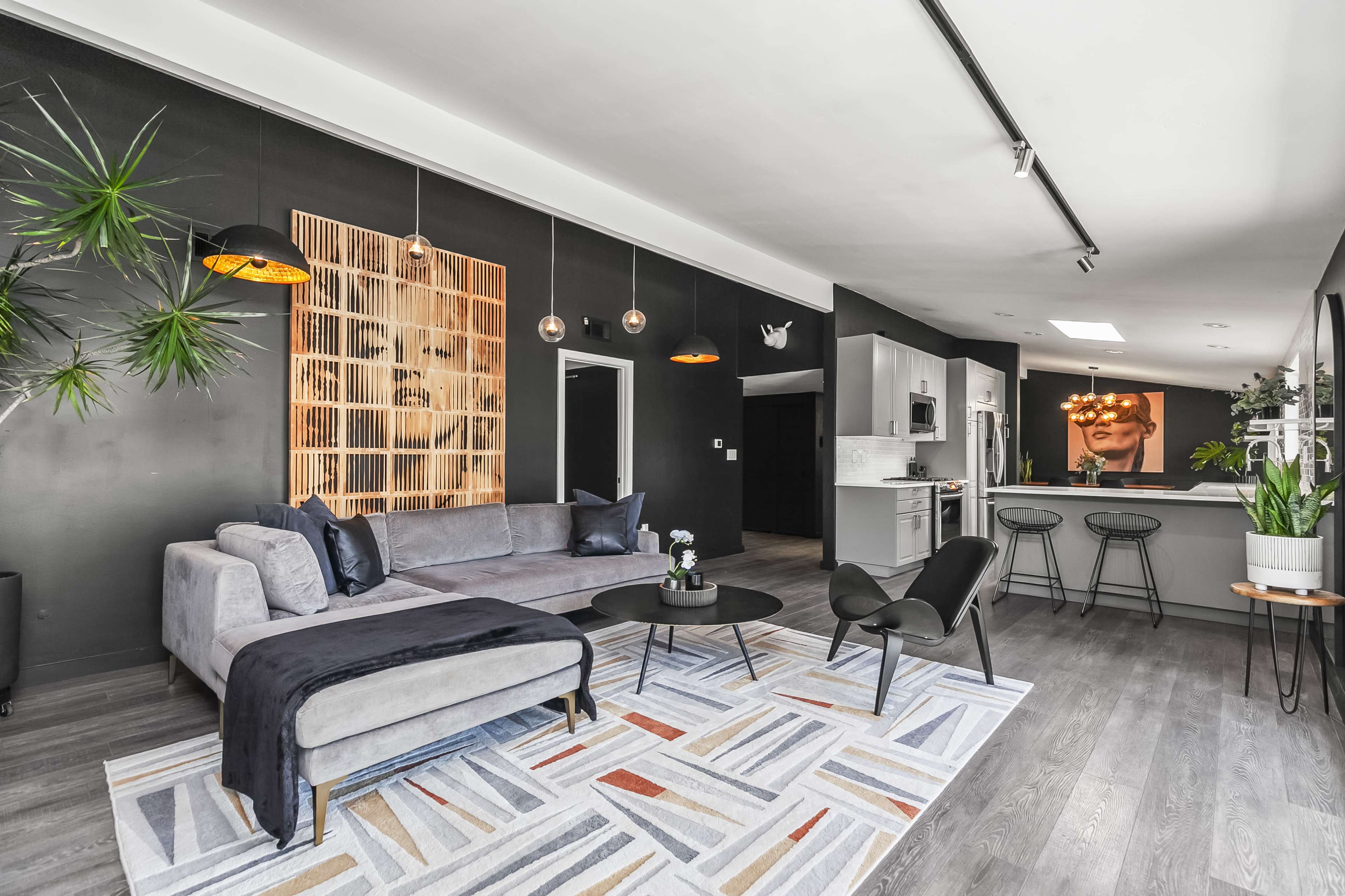 Midcentury home with a pool and a view Image in La Mesa, La Mesa, CA