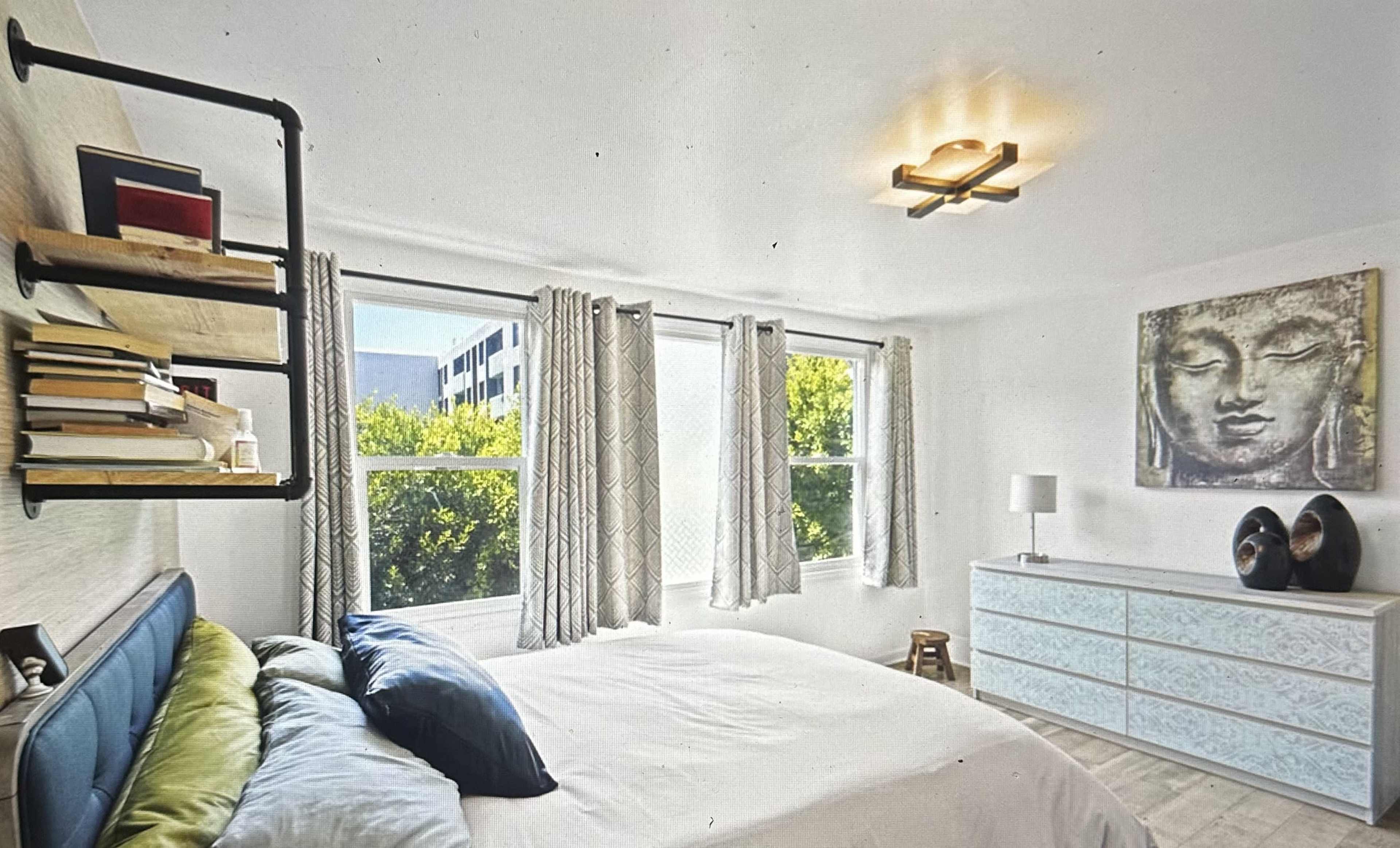 Hollywood House with Open Floors Image in Hollywood, Los Angeles, CA