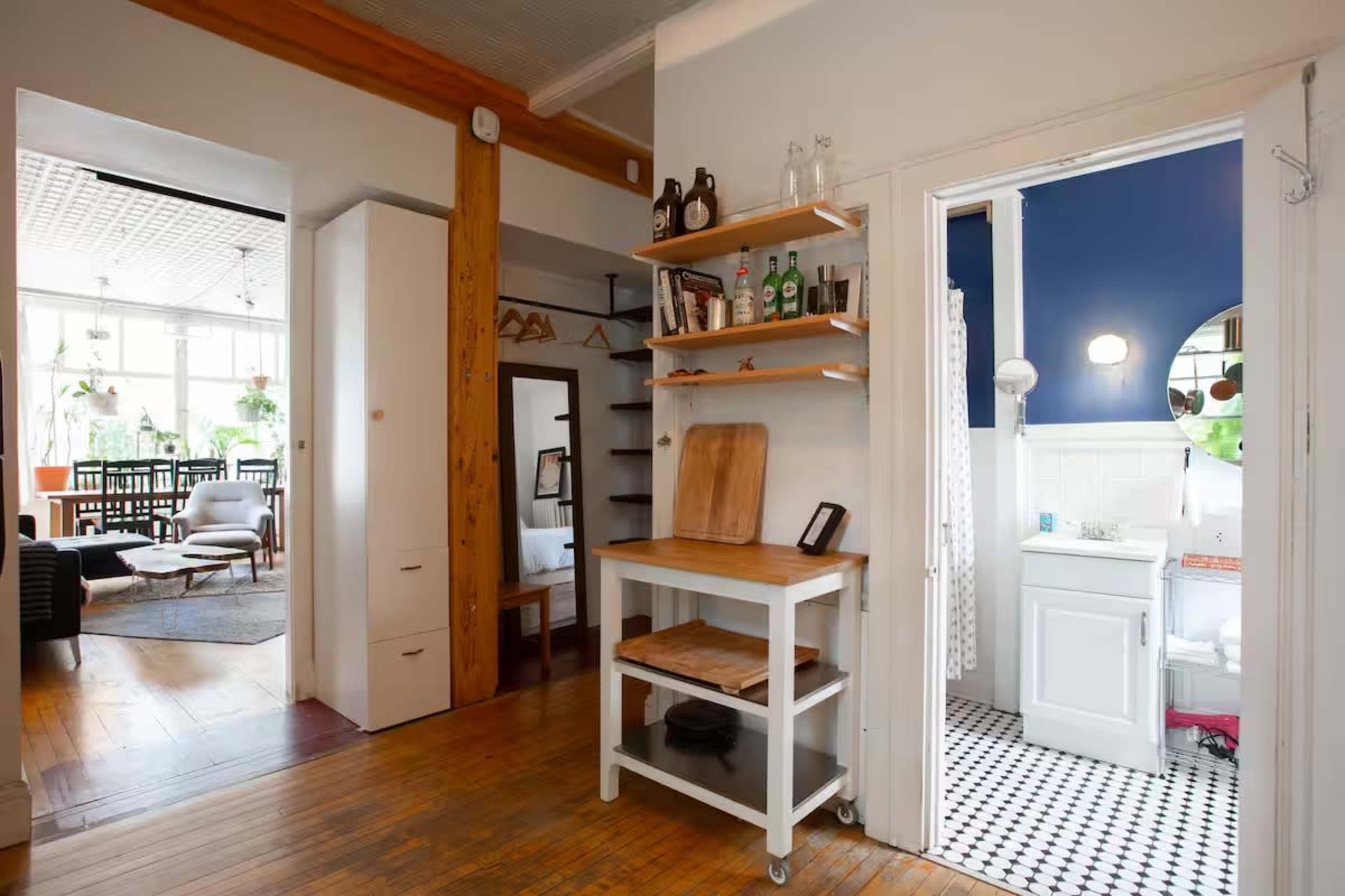 Sun-Filled, Historic NE Storefront Studio with Backyard & Sauna | Photo & Video Image in Northeast Minneapolis Arts District, Minneapolis, MN