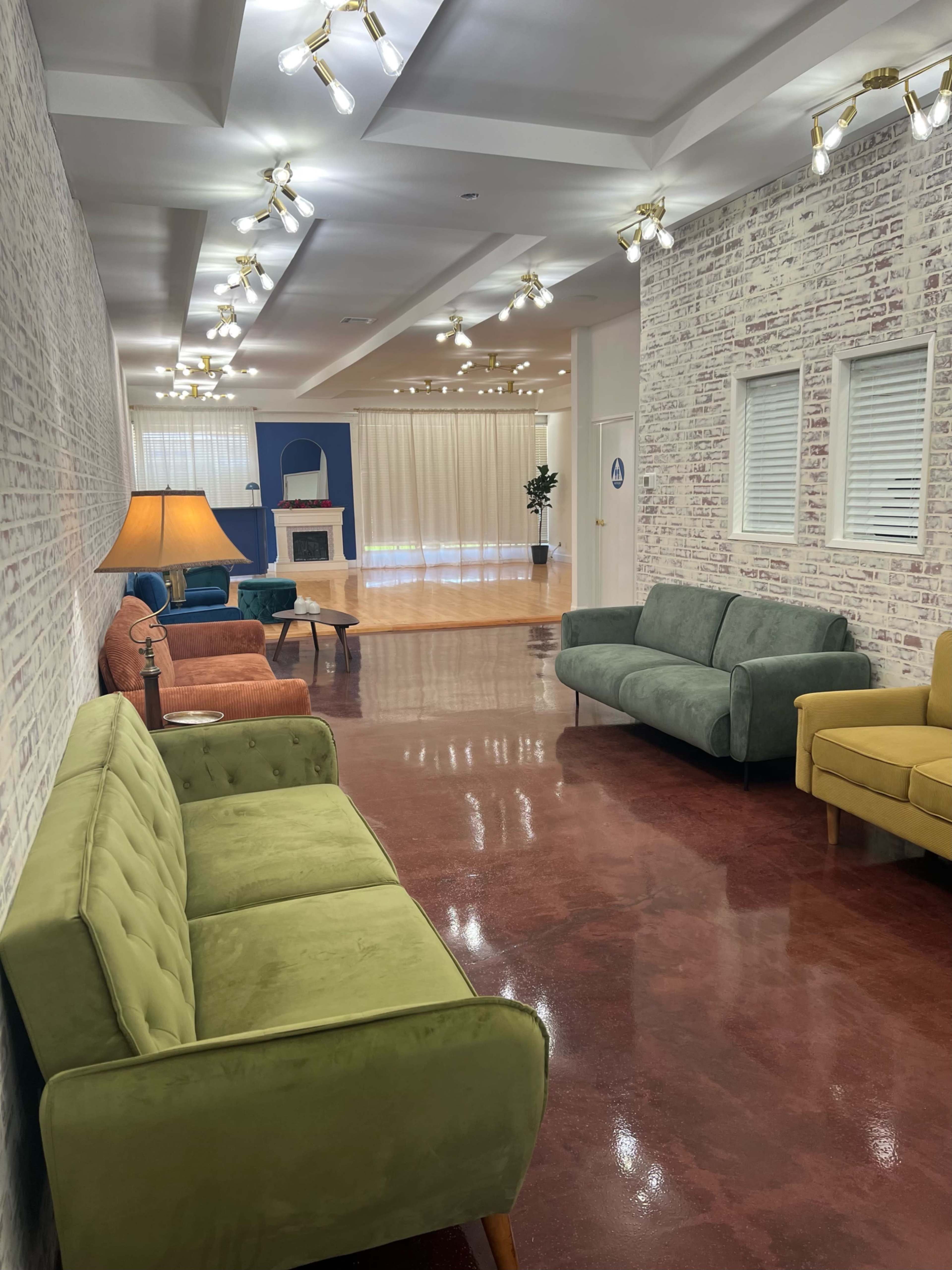 Mid Century Modern Event Space Image in Orange, Orange, CA