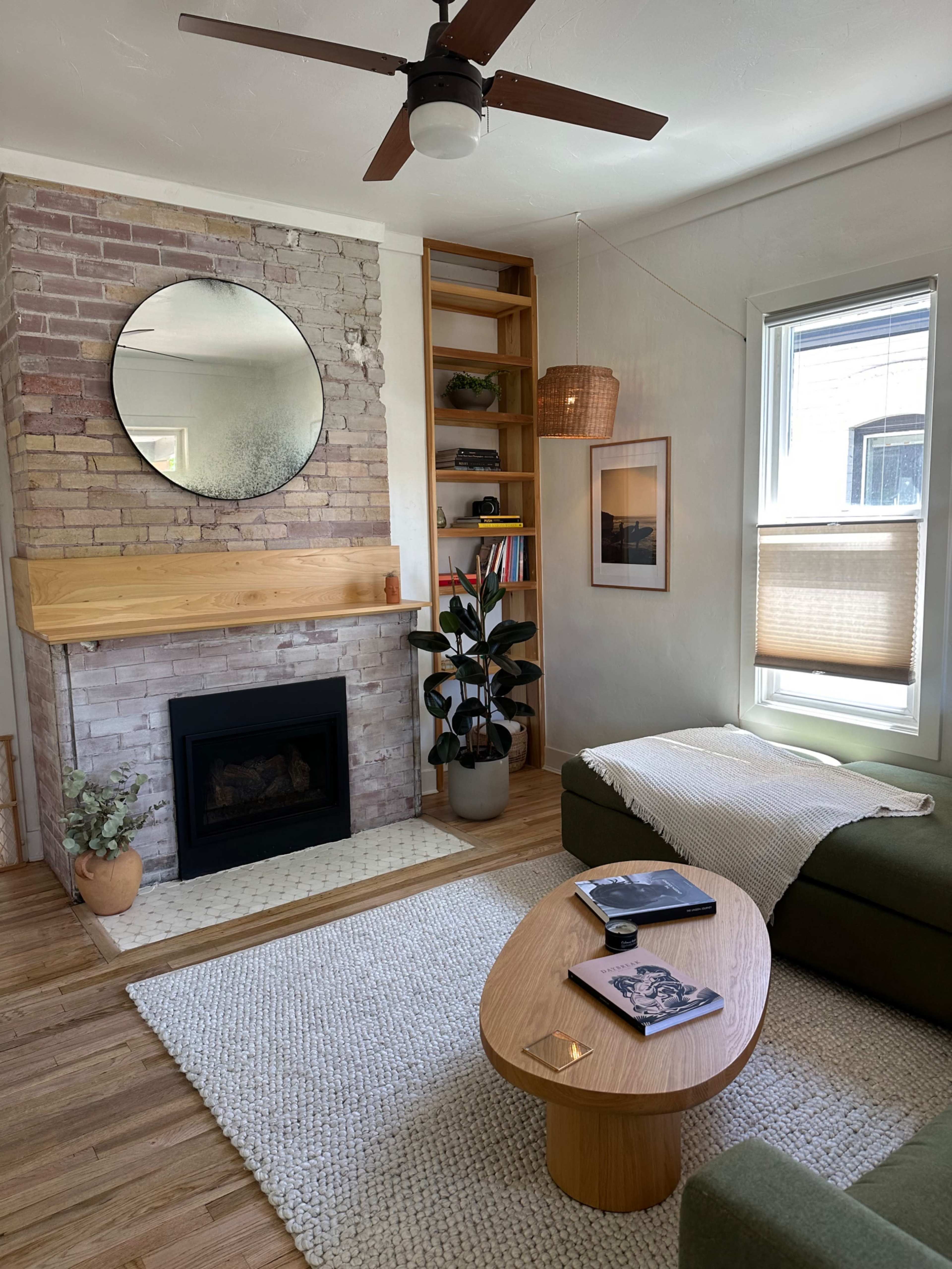 Minimalist & well-decorated home with tons of natural light Image in Liberty Wells, salt lake city, UT
