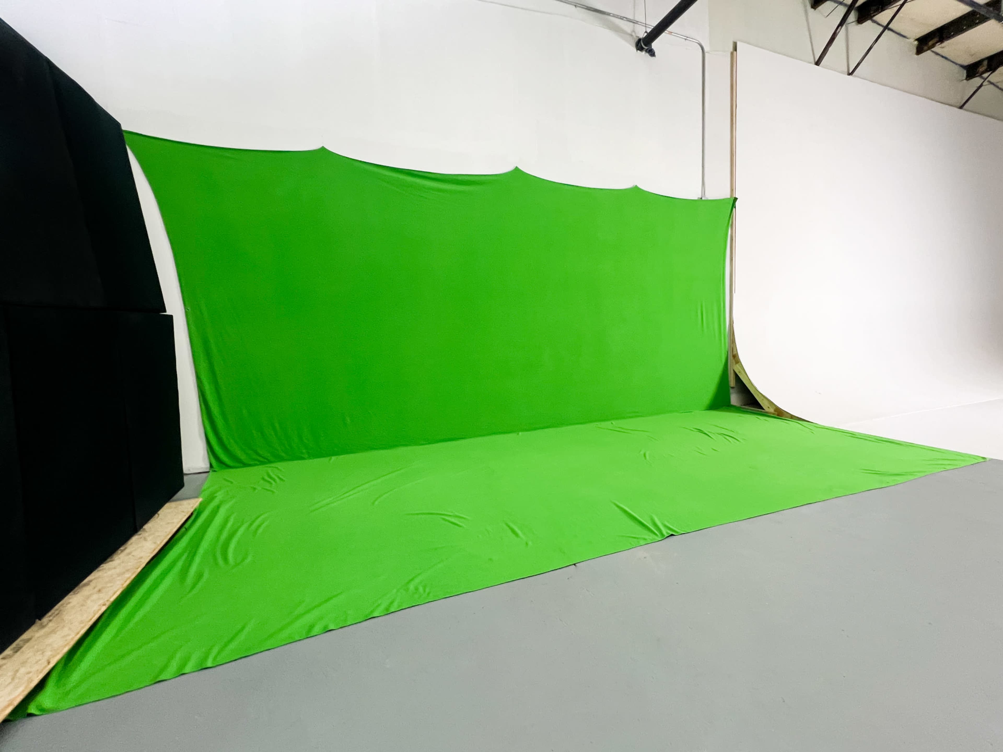 Expansive Studio for Video Production and Photography with 38ft Cyclorama and Buildable Sets Image in East Providence, East Providence, RI