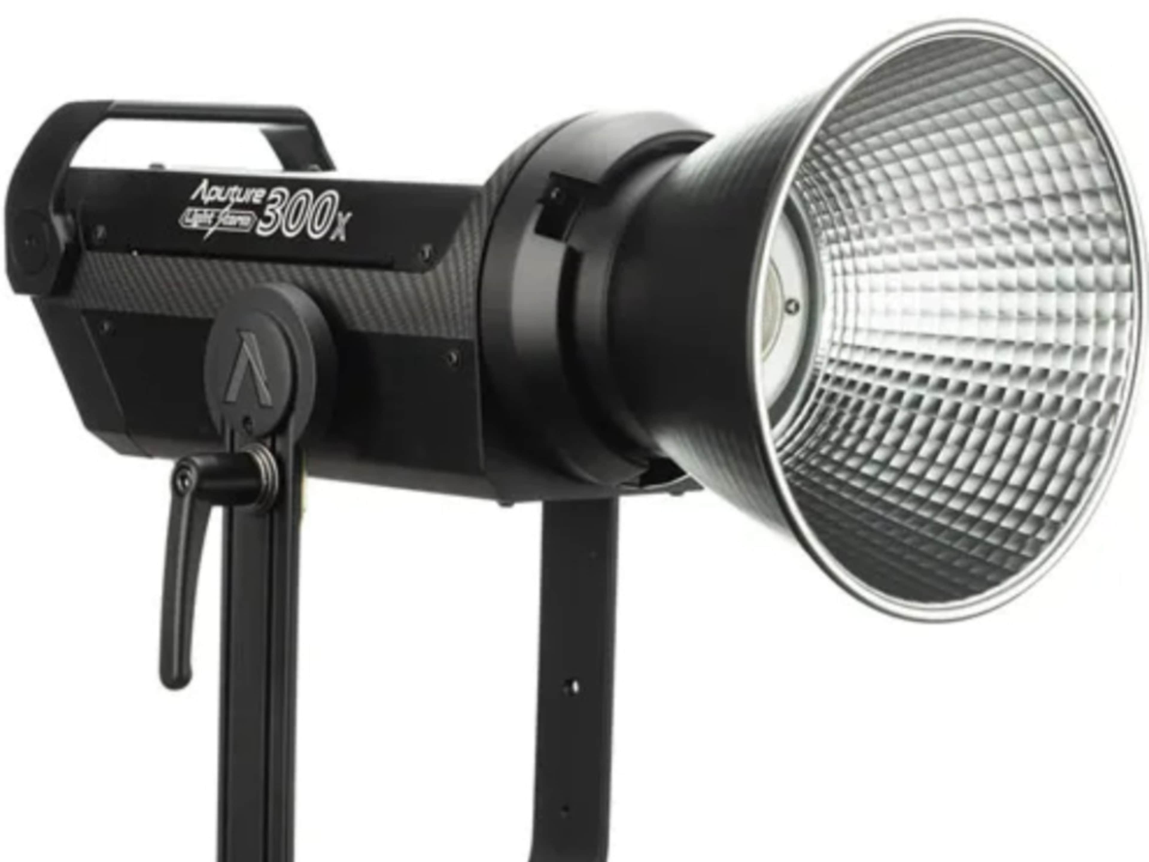 Aputure 300x Light & Modifiers