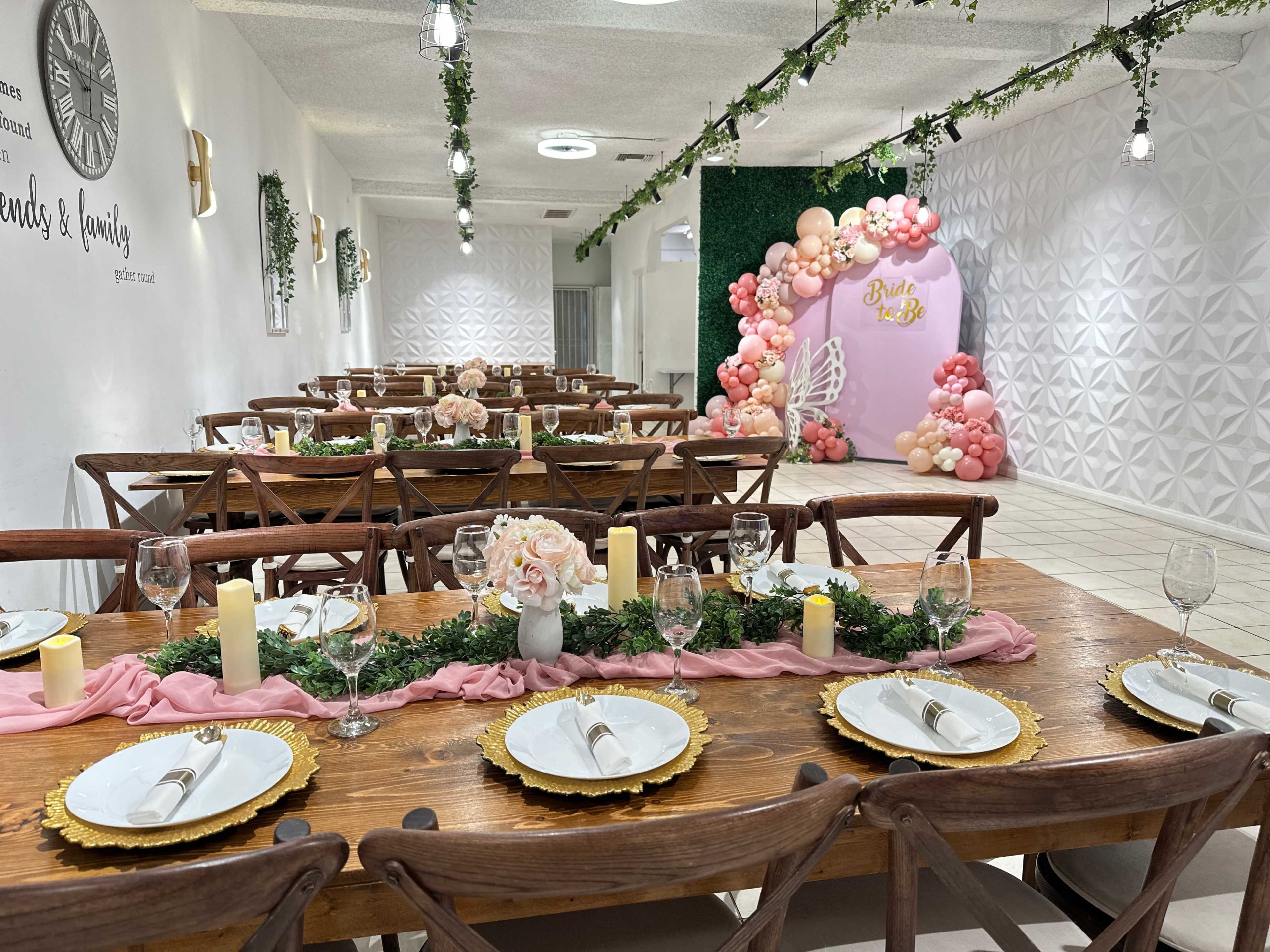 Modern Rustic Gem in the Valley Image in Northridge, Northridge Los Angeles, CA