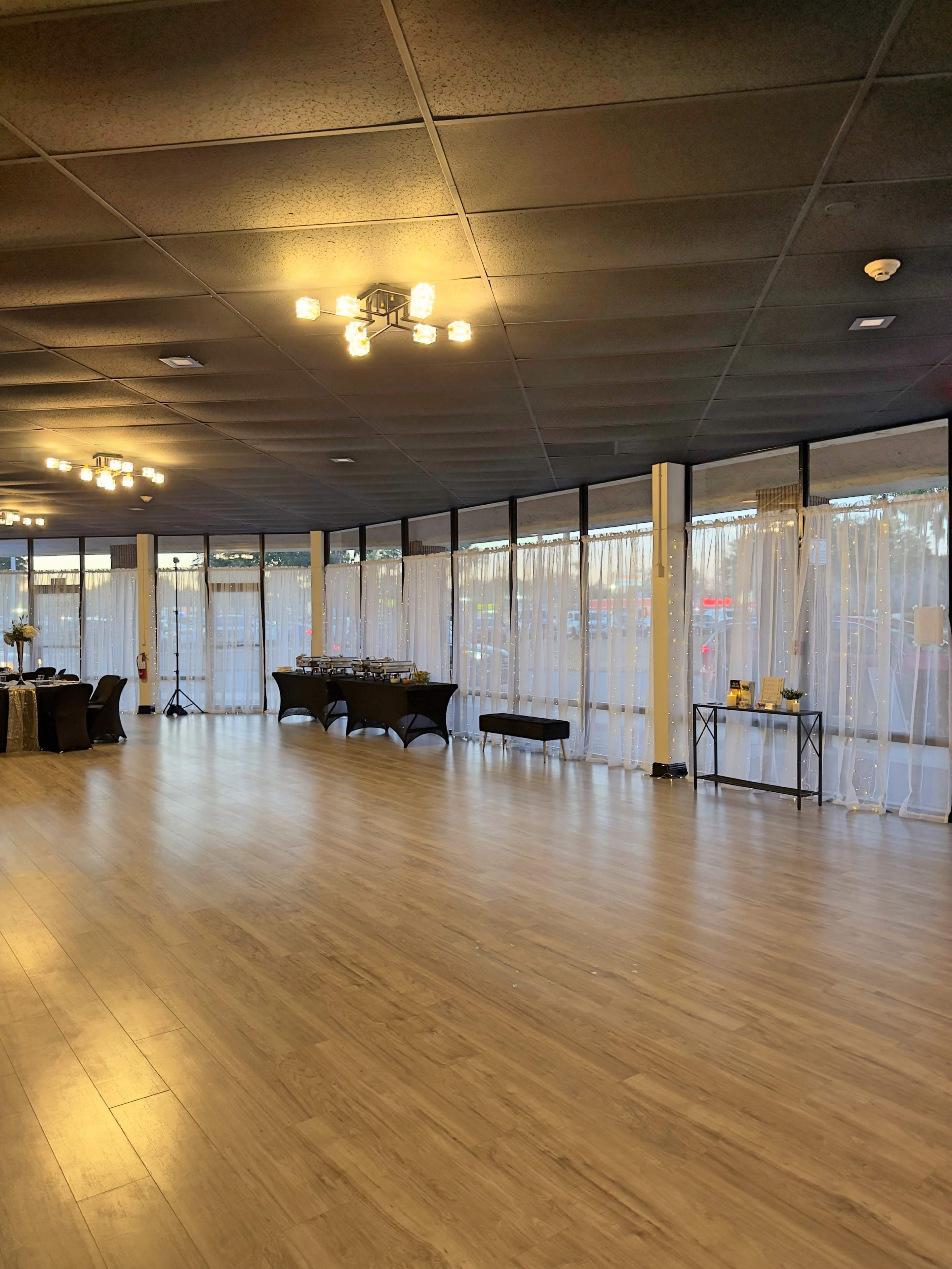 Elegant Ballroom & Event Space for Private Parties, Classes & Celebrations Image in Ocala, Ocala, FL