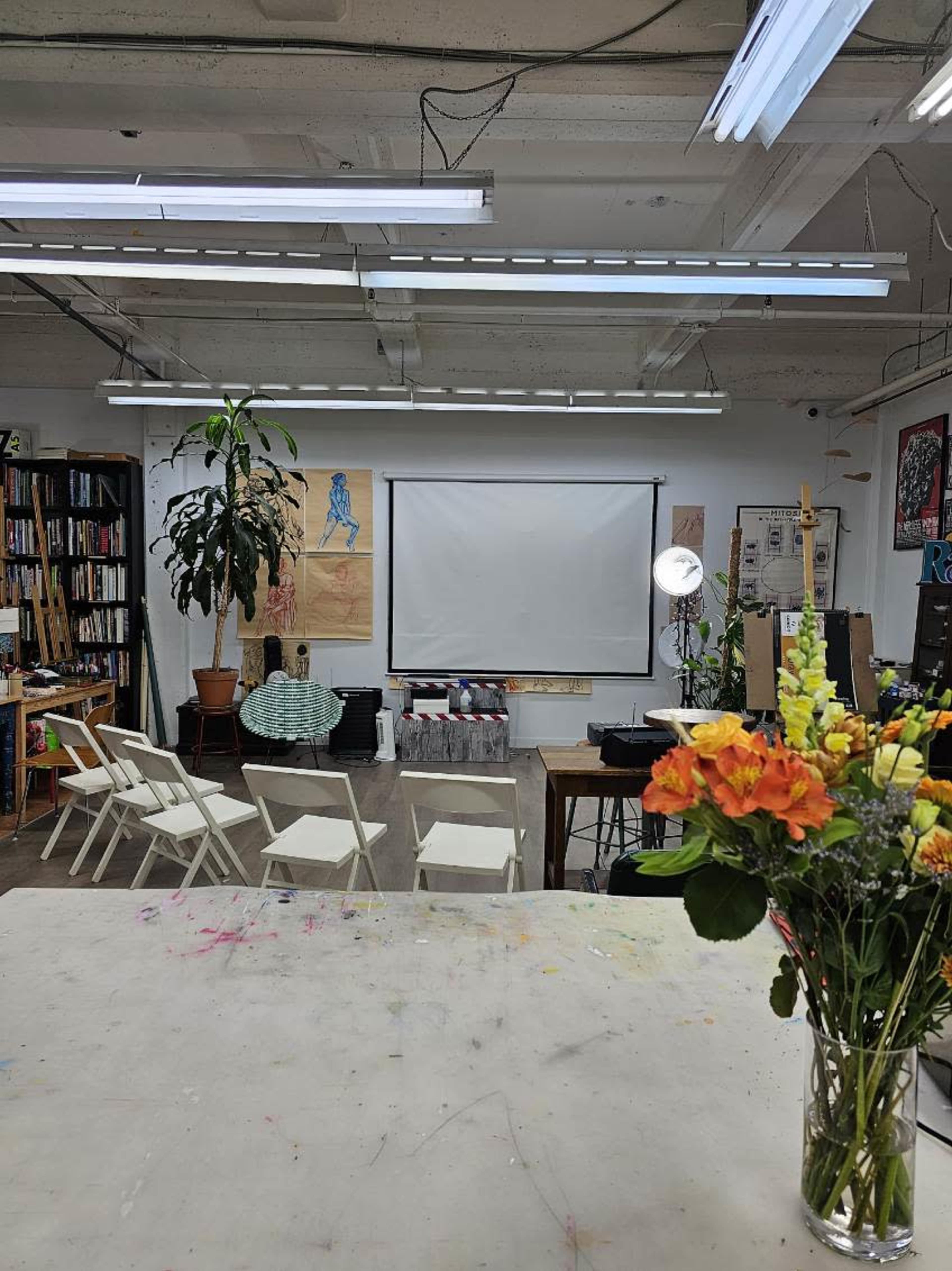 Industrial Concrete building with high ceiling and creative vibe Image in East Vancouver, vancouver, BC