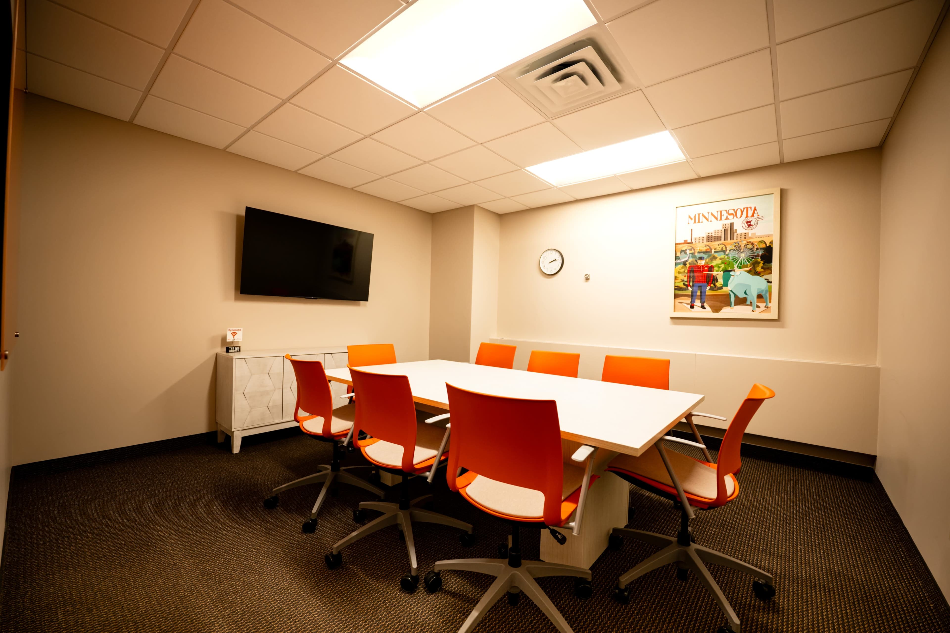 Modern - Professional - Meeting Space  - Edina - MN Image in Golf Terrace Heights, Edina, MN