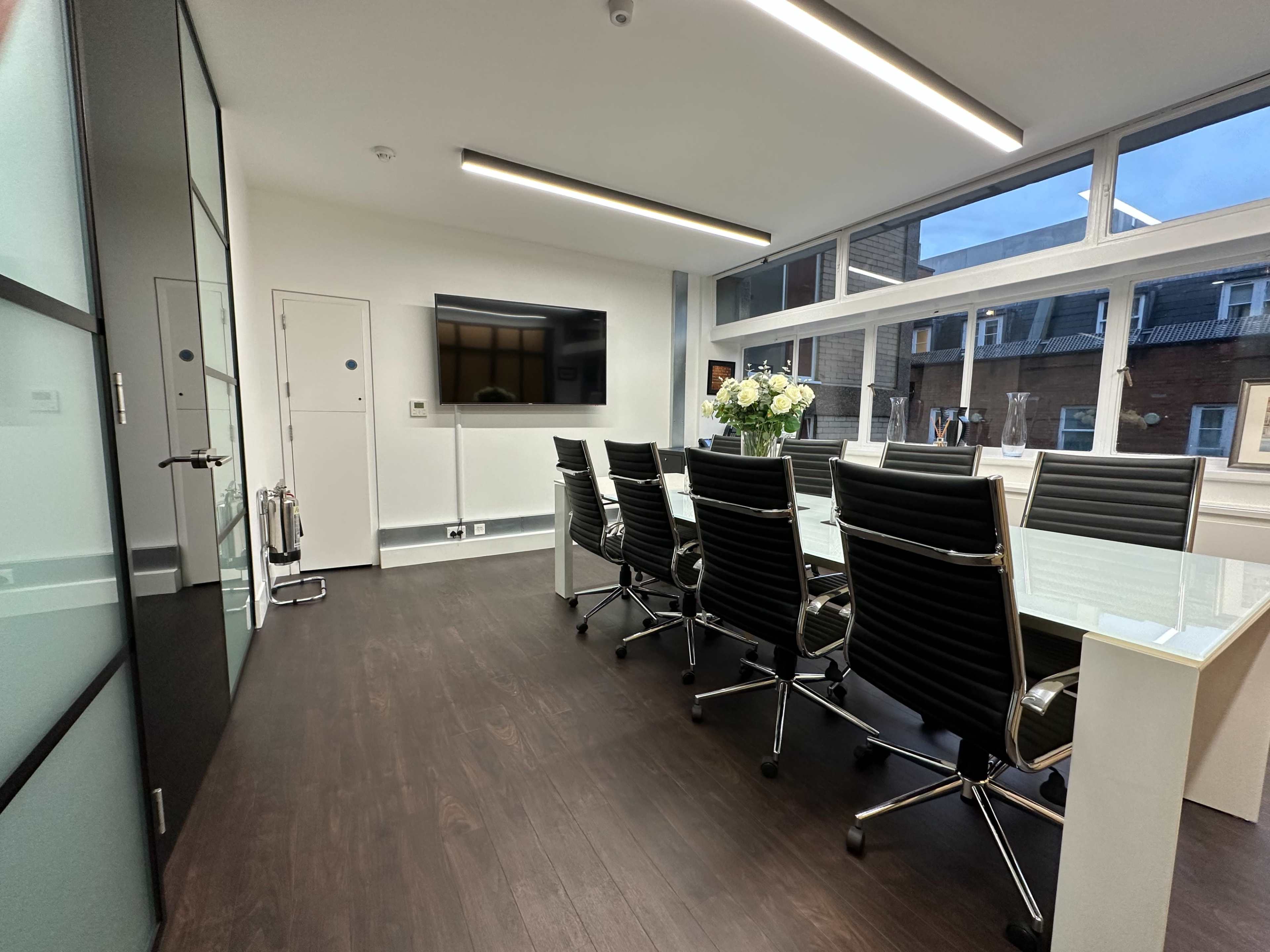 Premium Boardroom meeting spaces in the heart of Mayfair Image in Mayfair, Mayfair, London, ENG