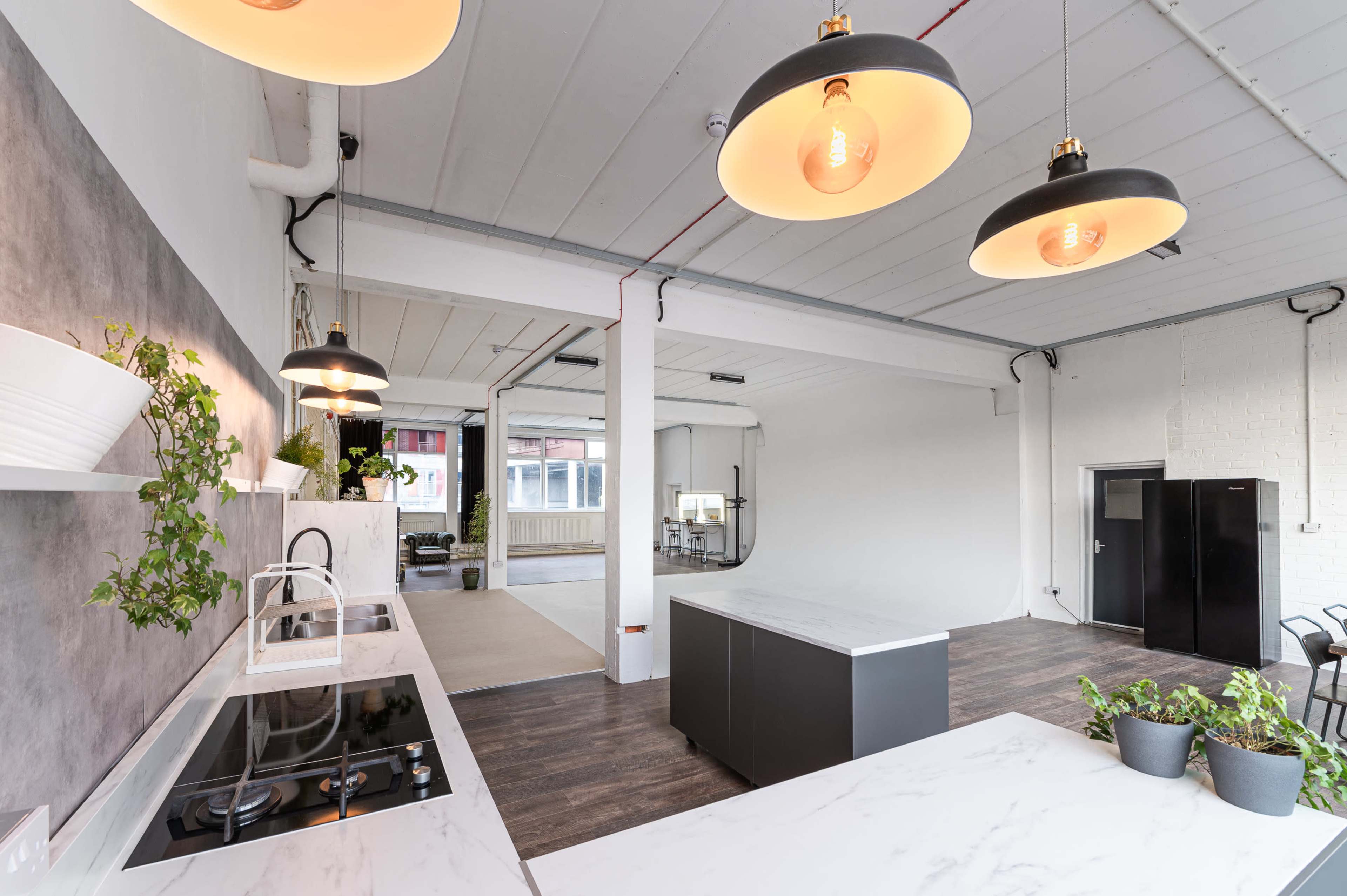 *Open Late* Modern Studio With Kitchen For Events Image in Whitechapel, London, 