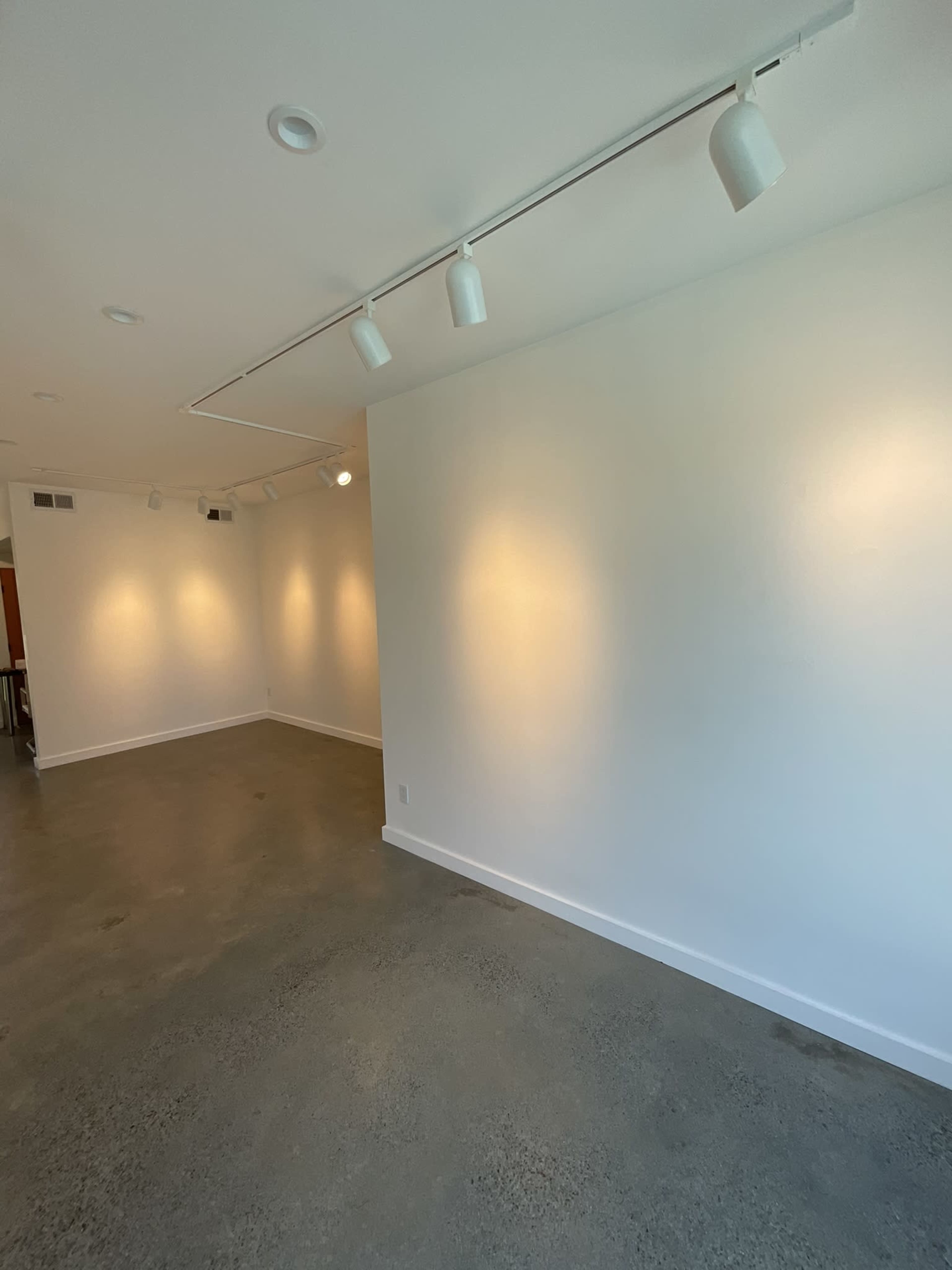 Office Space Image in Half Moon Bay, Half Moon Bay, CA