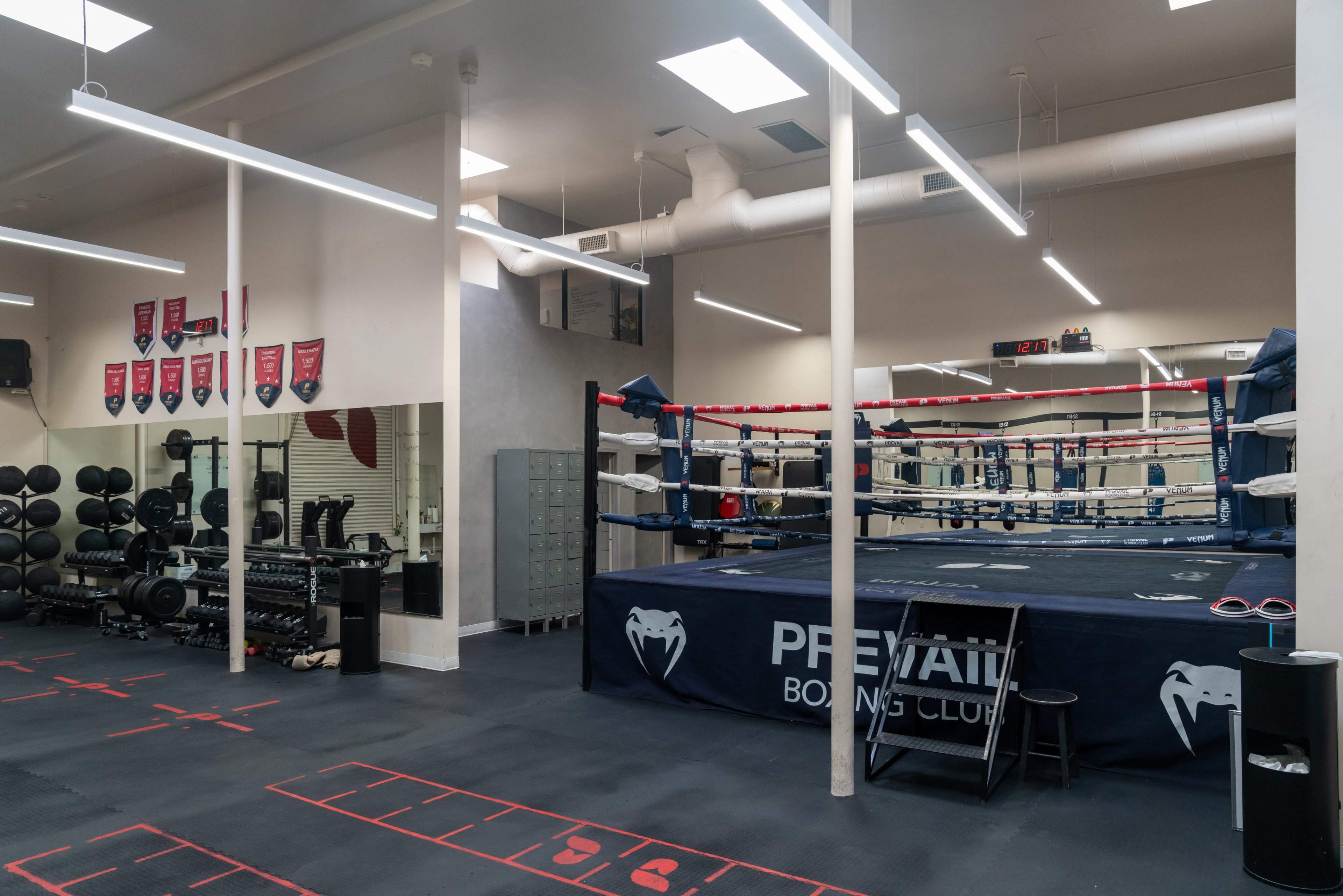BOXING STUDIO NEAR THE GROVE Image in Central LA, Los Angeles, CA