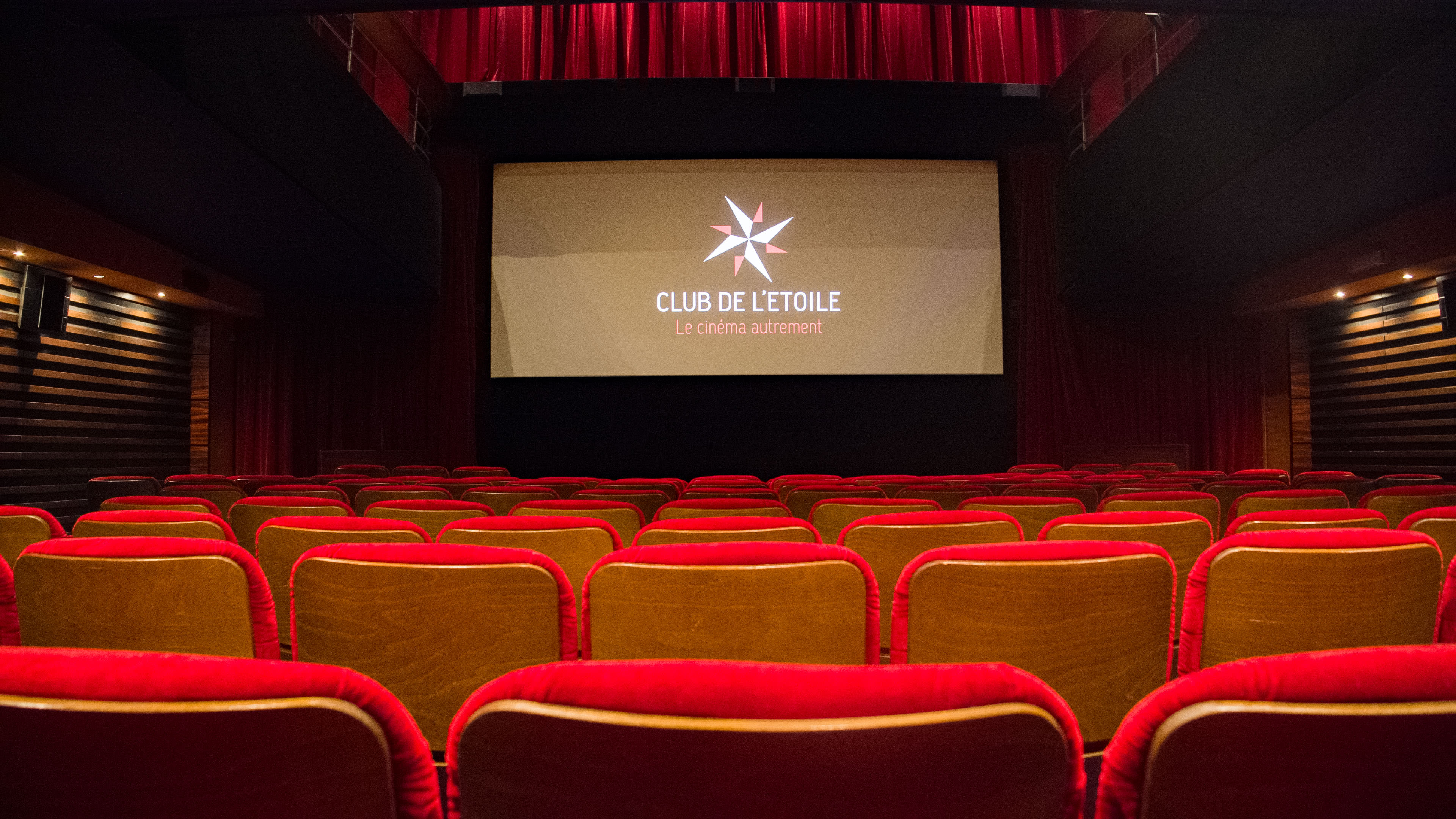 Salle de projection à privatiser à 2 pas des Champs-Elysées Image dans Ternes, Paris, 