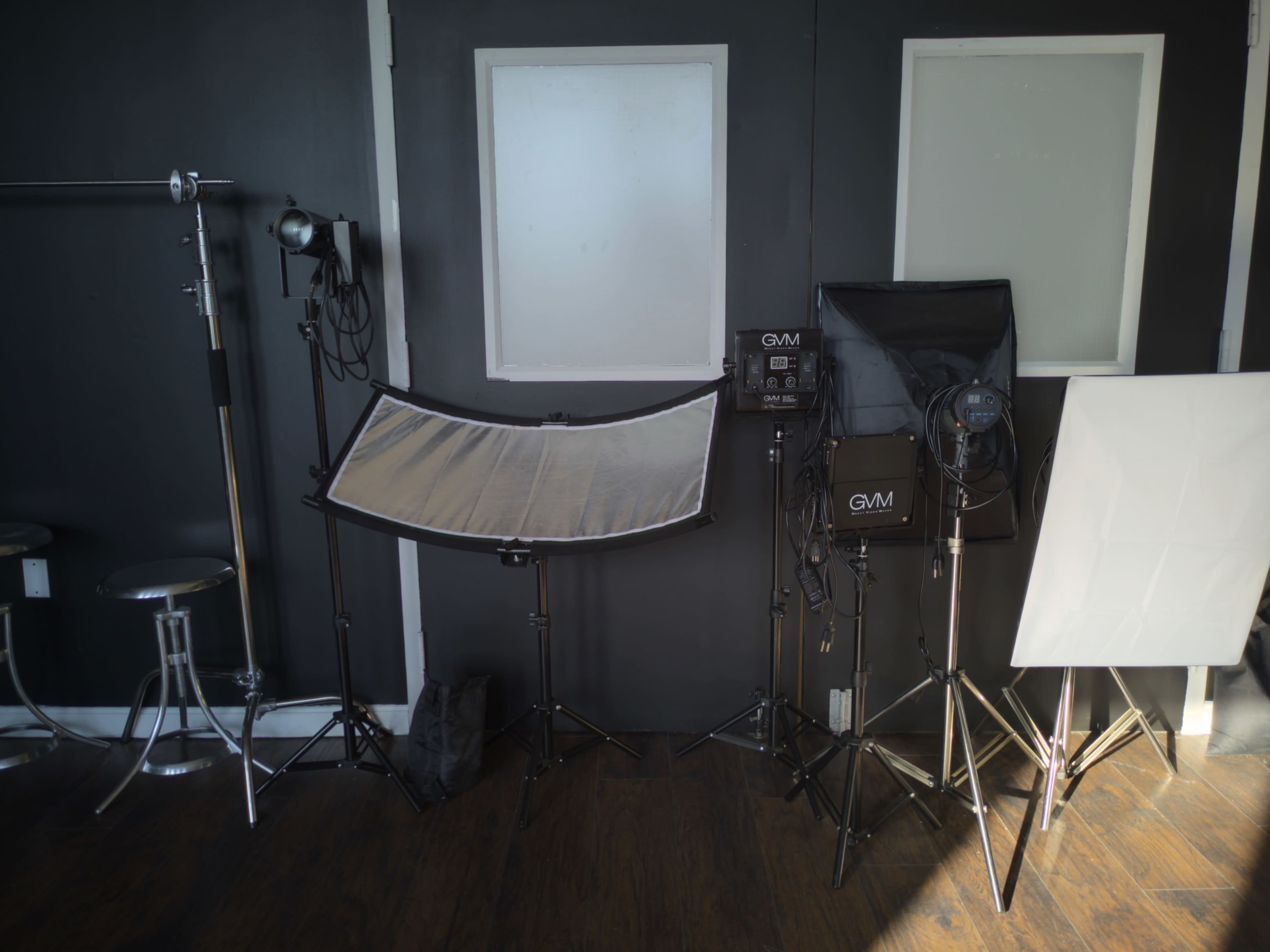 Spacious Downtown Photo Studio with Big Windows and a Lot of Natural Light Image in Pawtucket, Pawtucket, RI