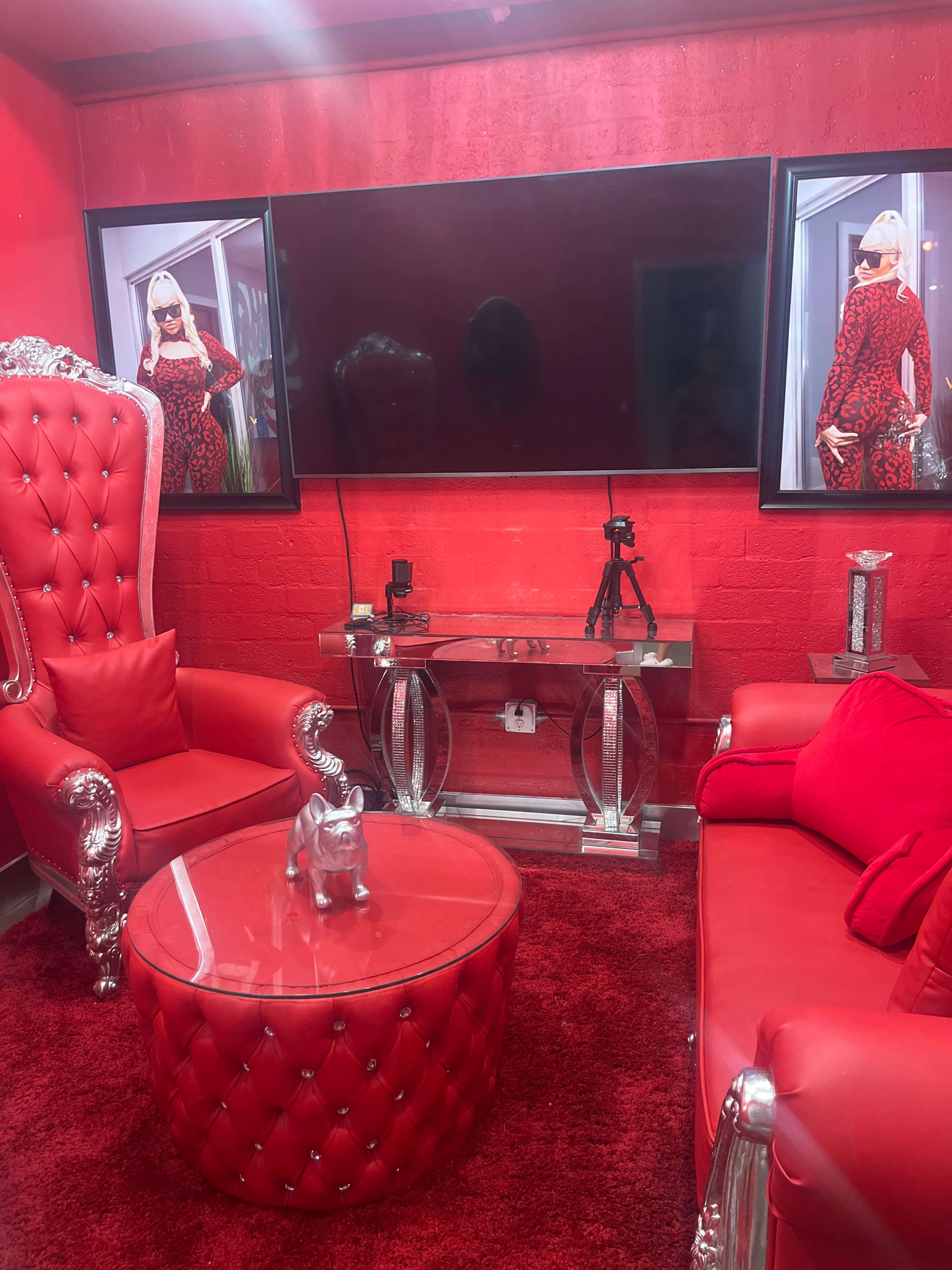 The Red Room In Central Phoenix Image in Central City, Phoenix, AZ