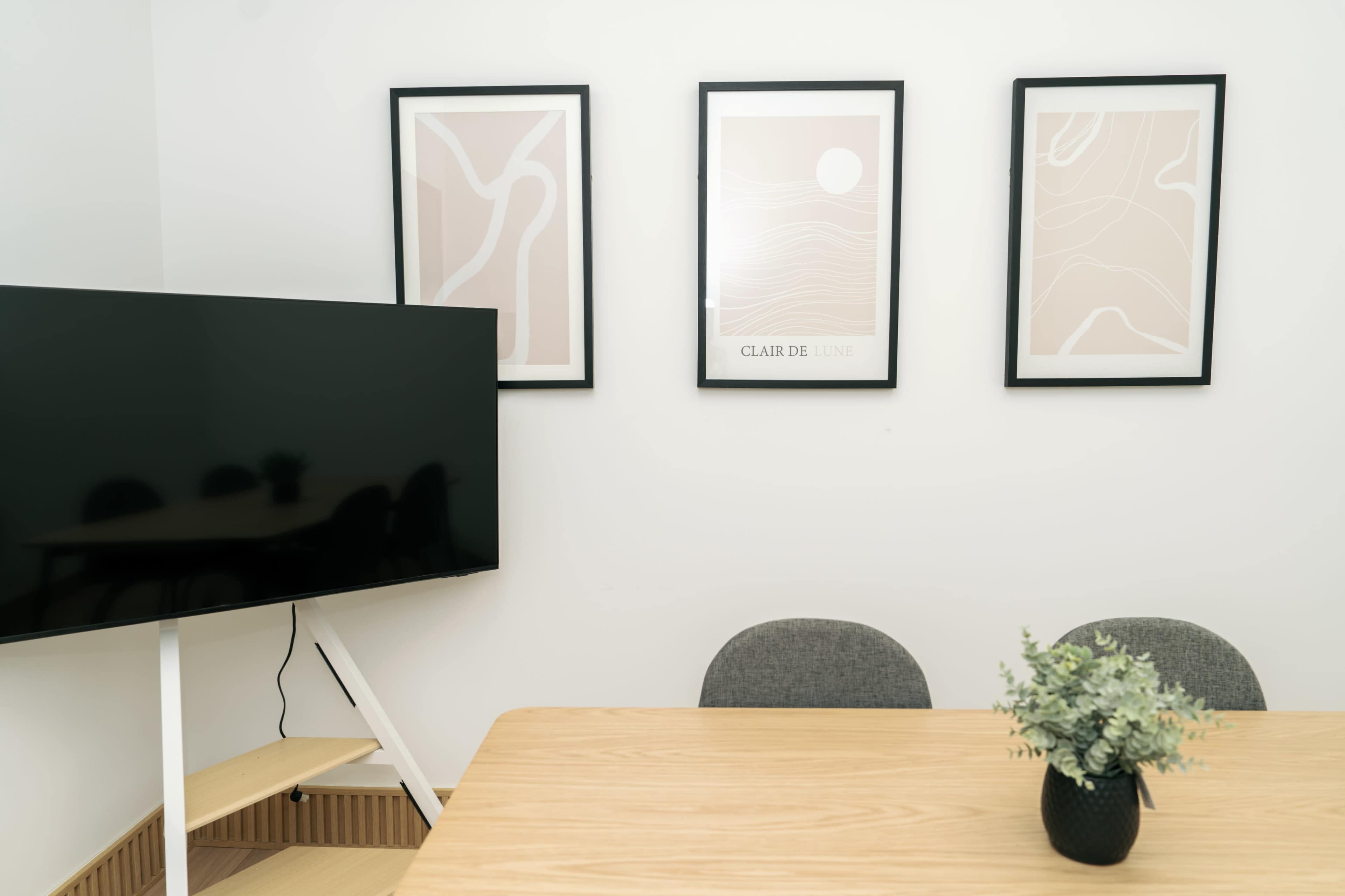 Private Meeting Room in West Broadway Image in Fairview, Vancouver, BC