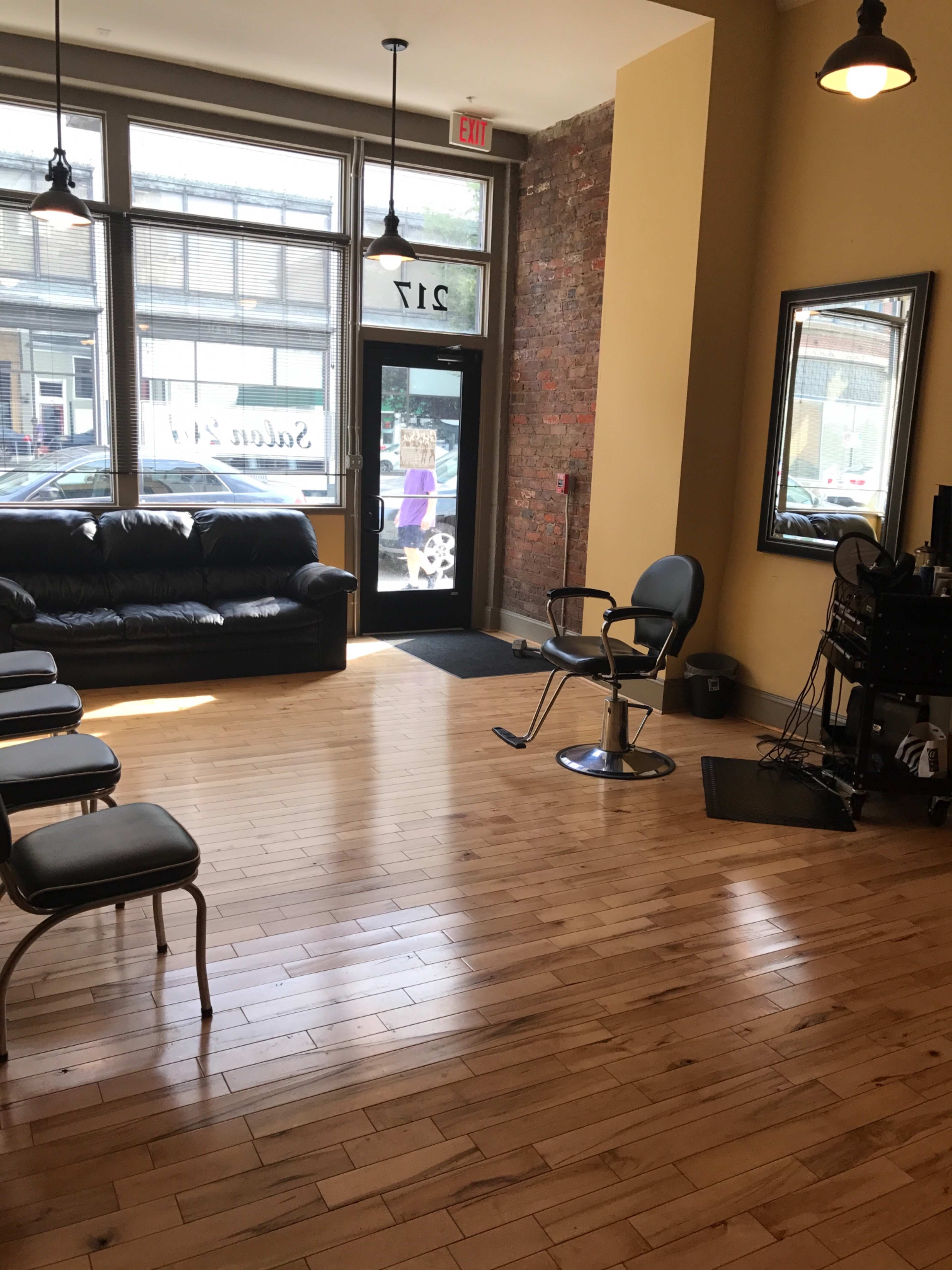 Downtown eclectic suite in historical building. Image in Downtown, Richmond, VA