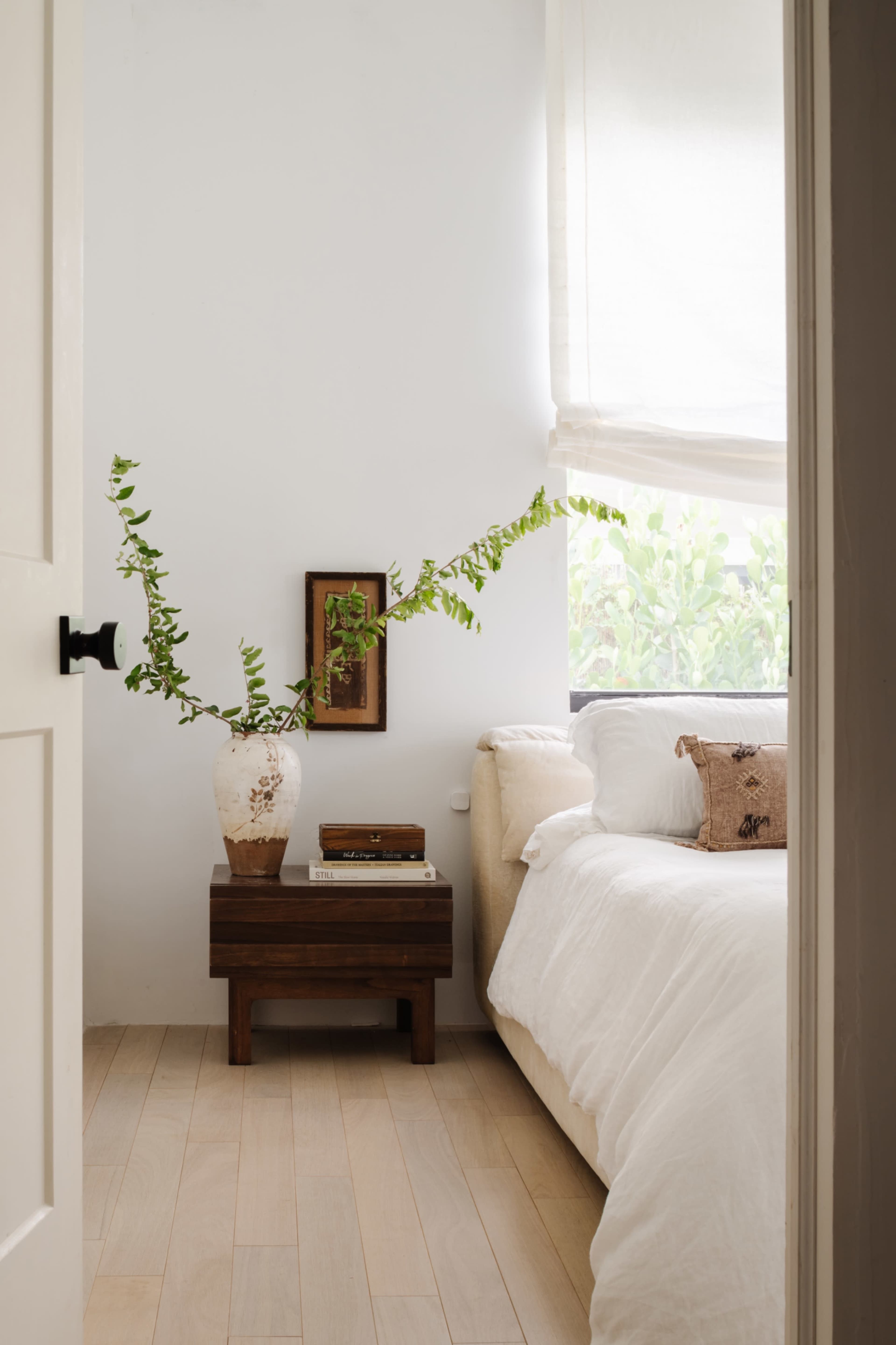 Casa Lakol - Mediterranean Oasis with Pool, Outdoor Kitchen & Serene Interiors Image in Croissant Park, Fort Lauderdale, FL