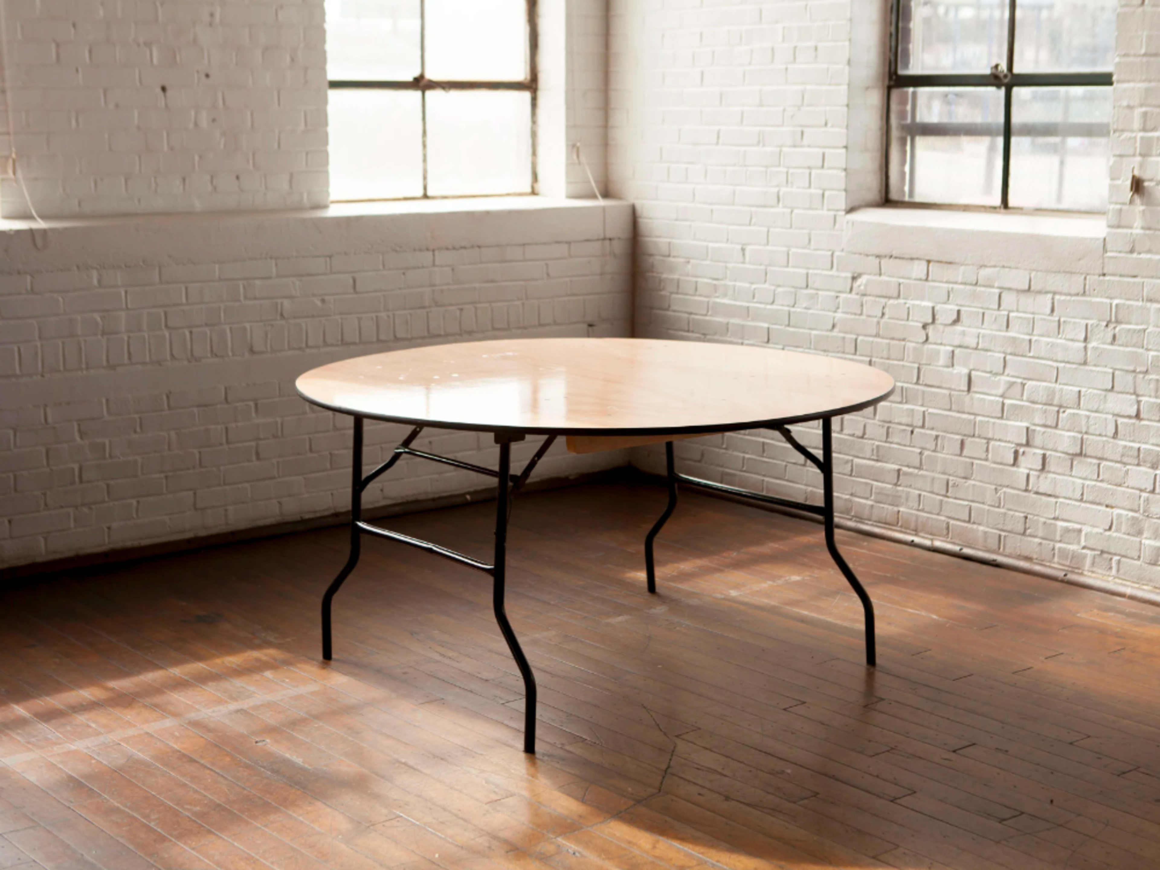 60" round table
