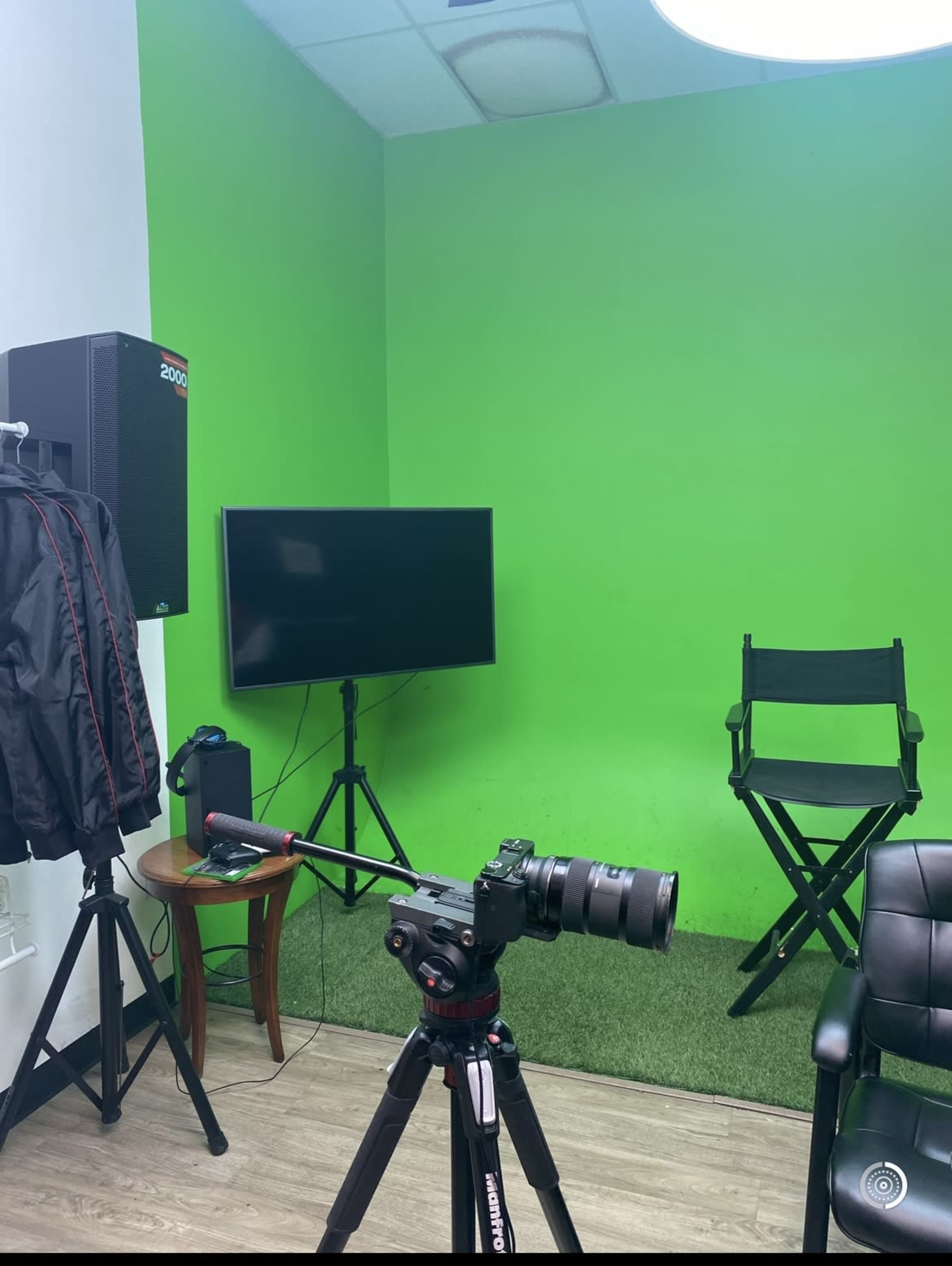 .	All-in-One Podcast & Video Studio w/ Green Screen + Lighting Image in Harrisburg, Harrisburg, PA