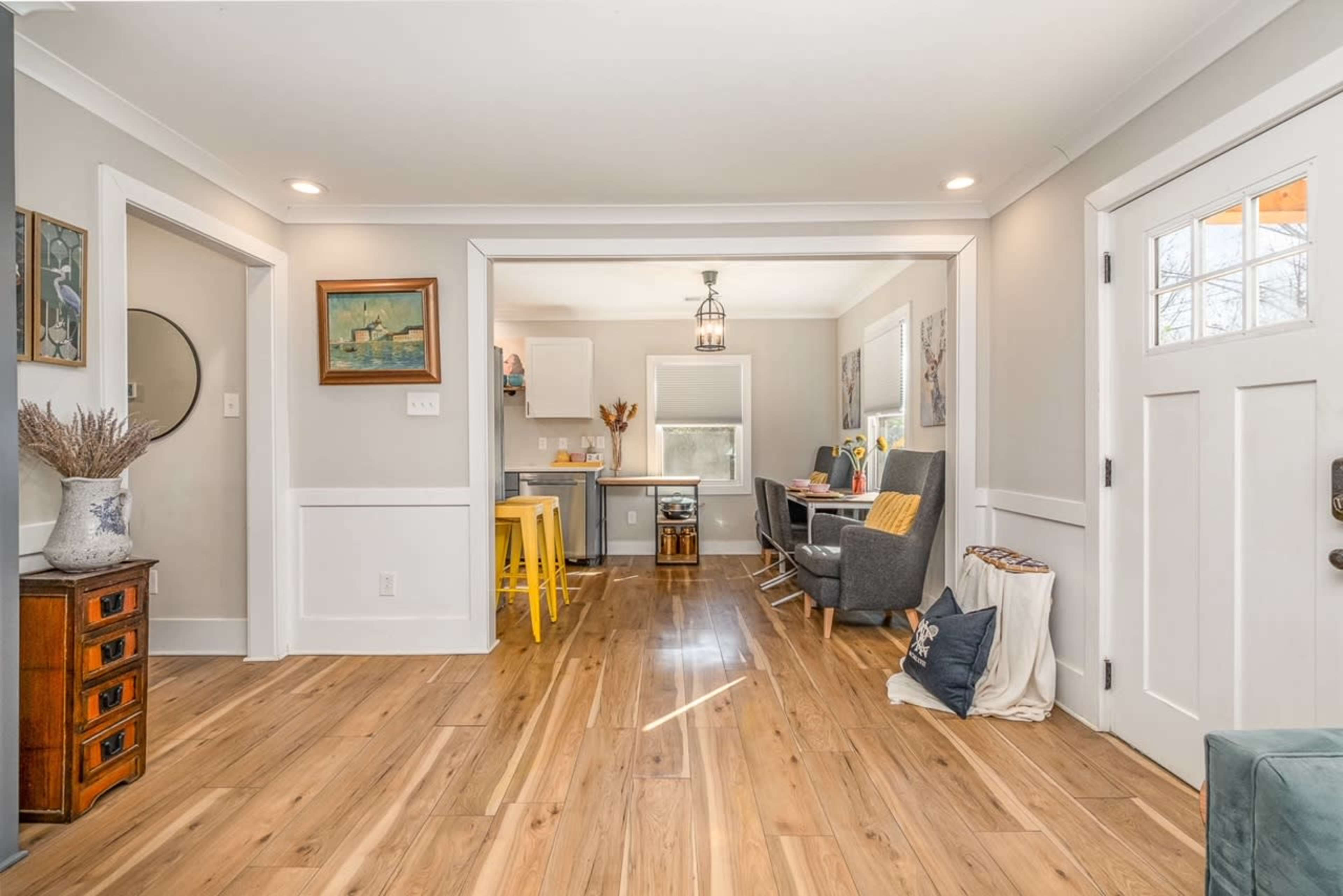 Modern Cape Cod single family home near uptown Charlotte in historic Camp Greene Image in Ashley Park, CHARLOTTE, NC