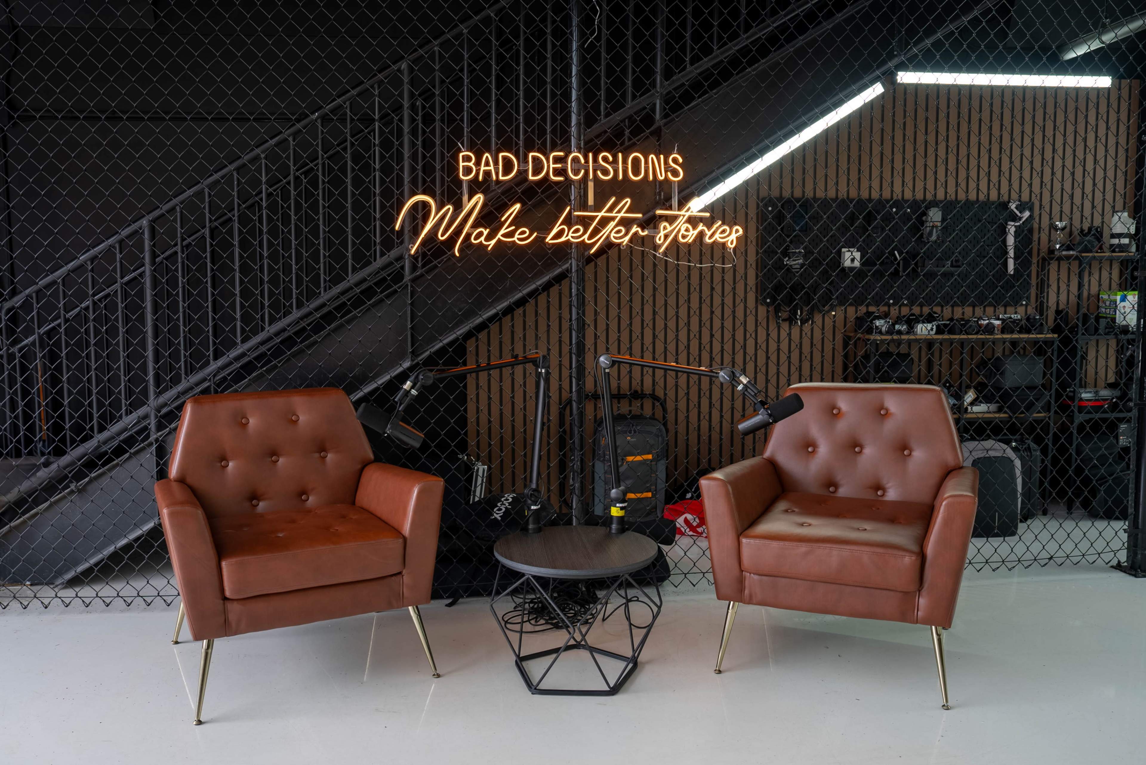 Vancouver's Ultimate Creative Studio | 15' Softbox, Gloss White Floors & VFX Wall! Image in Richmond, Richmond, BC