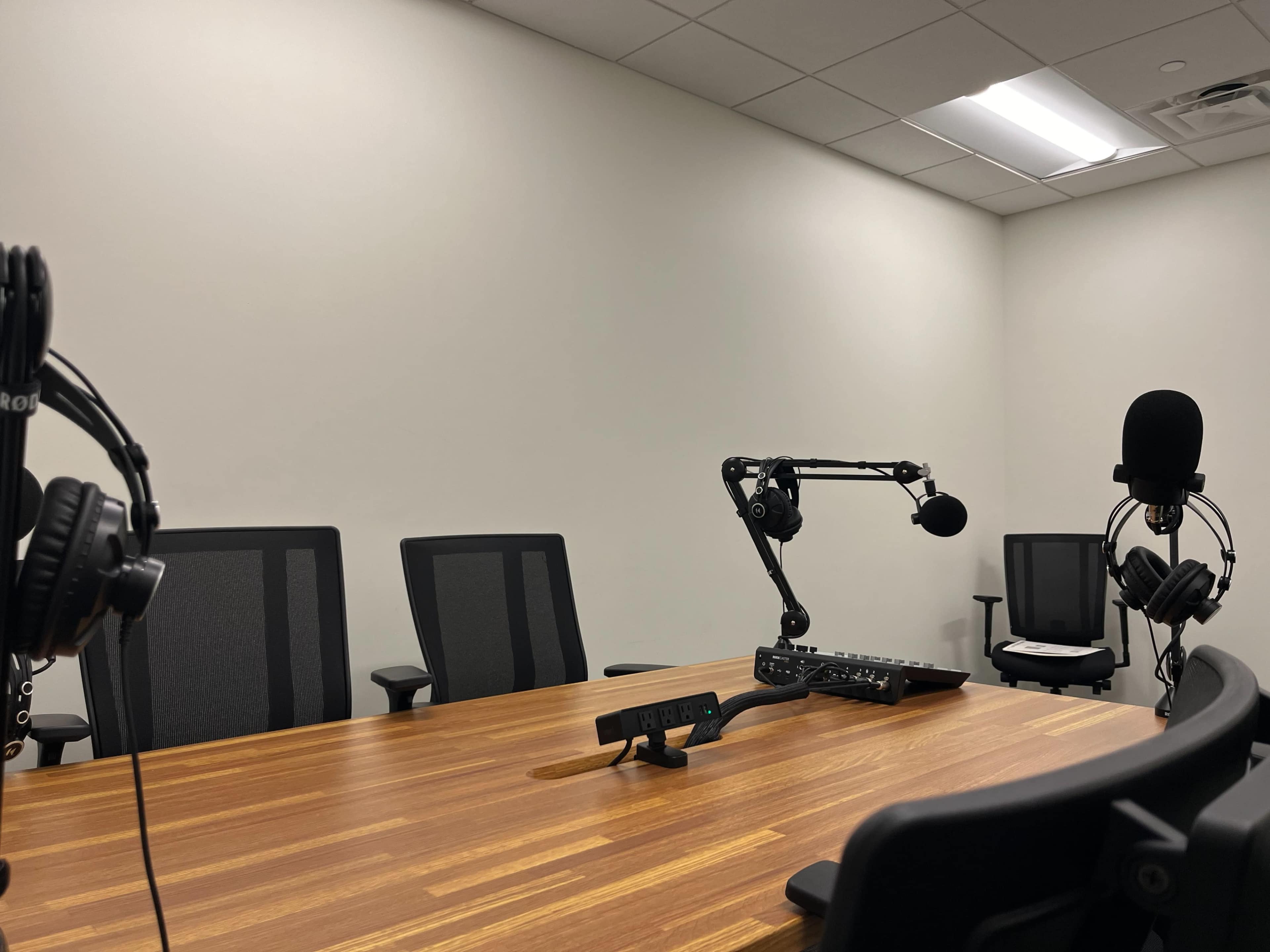 Greenwood Village DTC Modern and Private Podcast Studio Image in Greenwood Village, Greenwood Village, CO