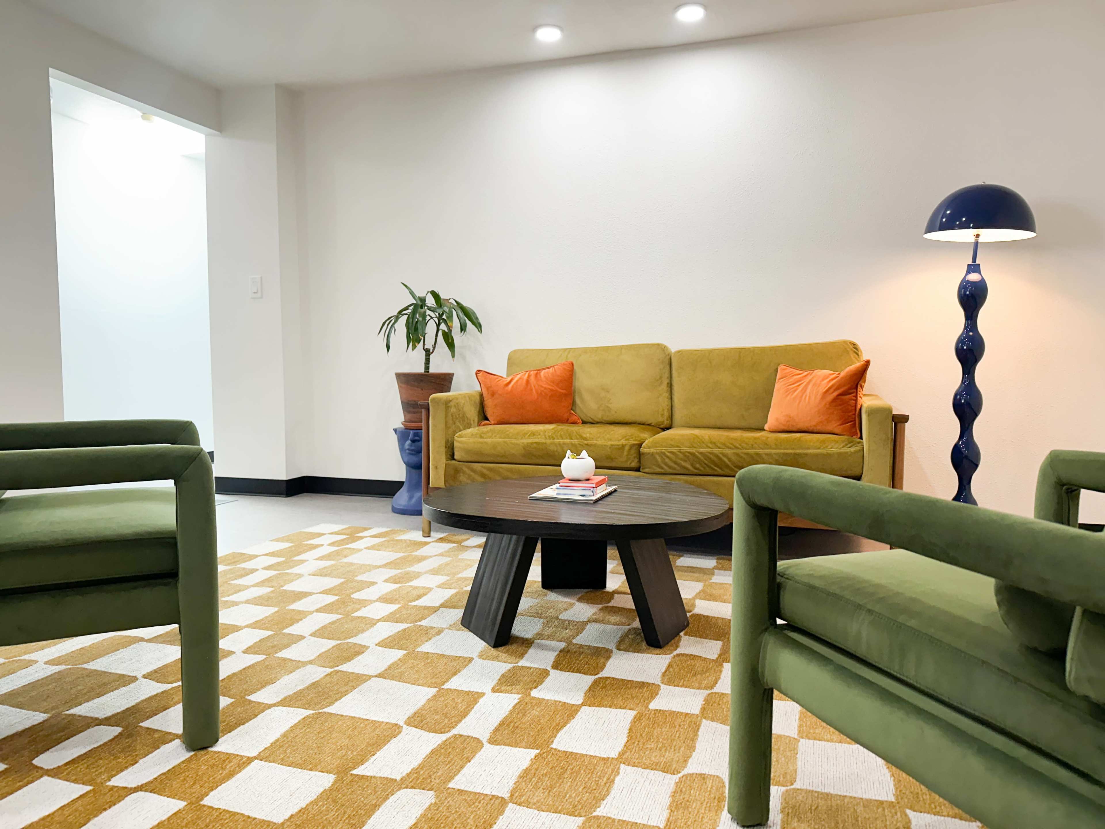 Cute, Modern Office With Natural Light Image in Applewood, Lakewood, CO