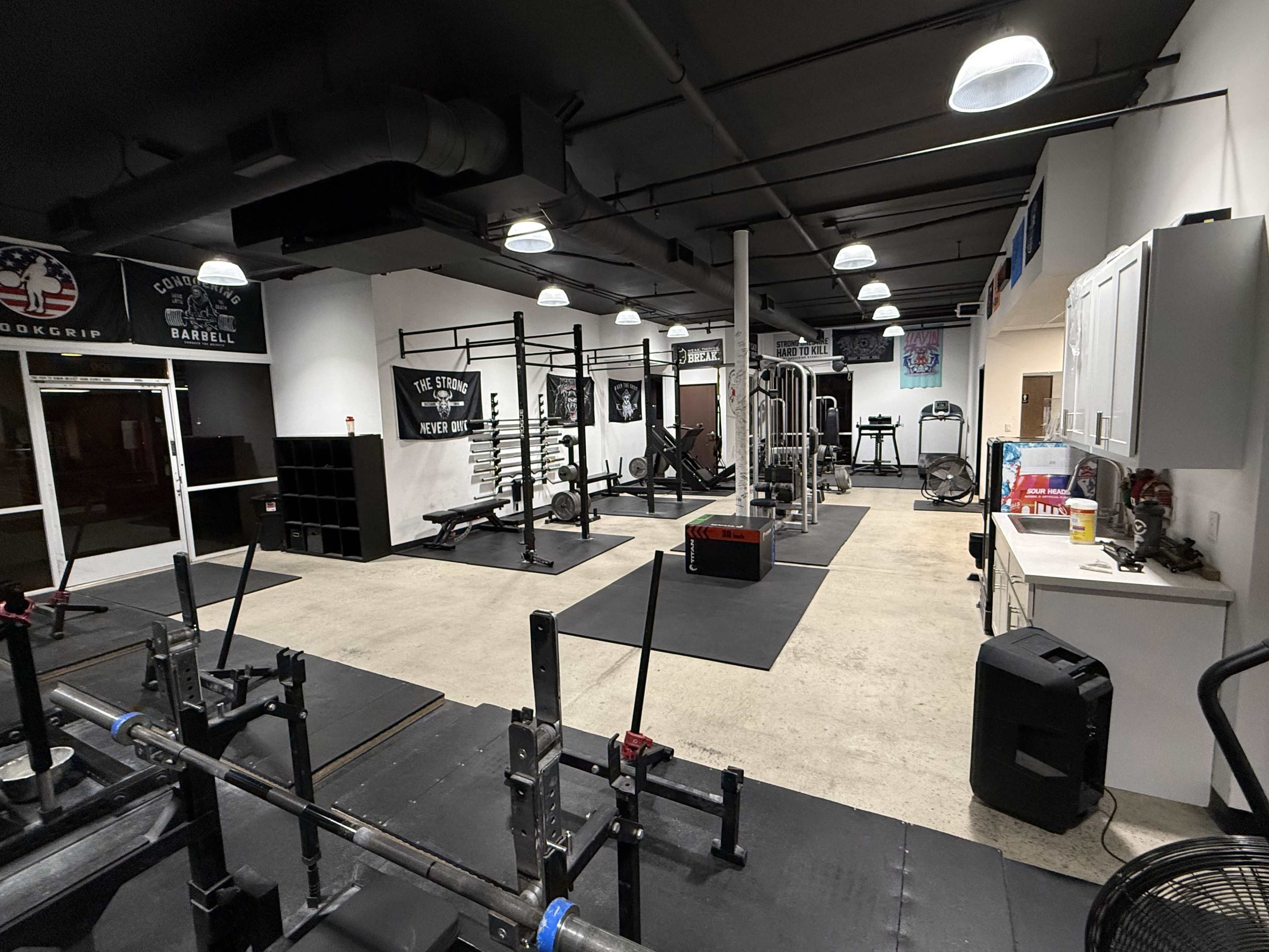 2,300 Sq Ft Private 24 Hour Gym Located in Irvine Image in Irvine Business Complex, Irvine, CA