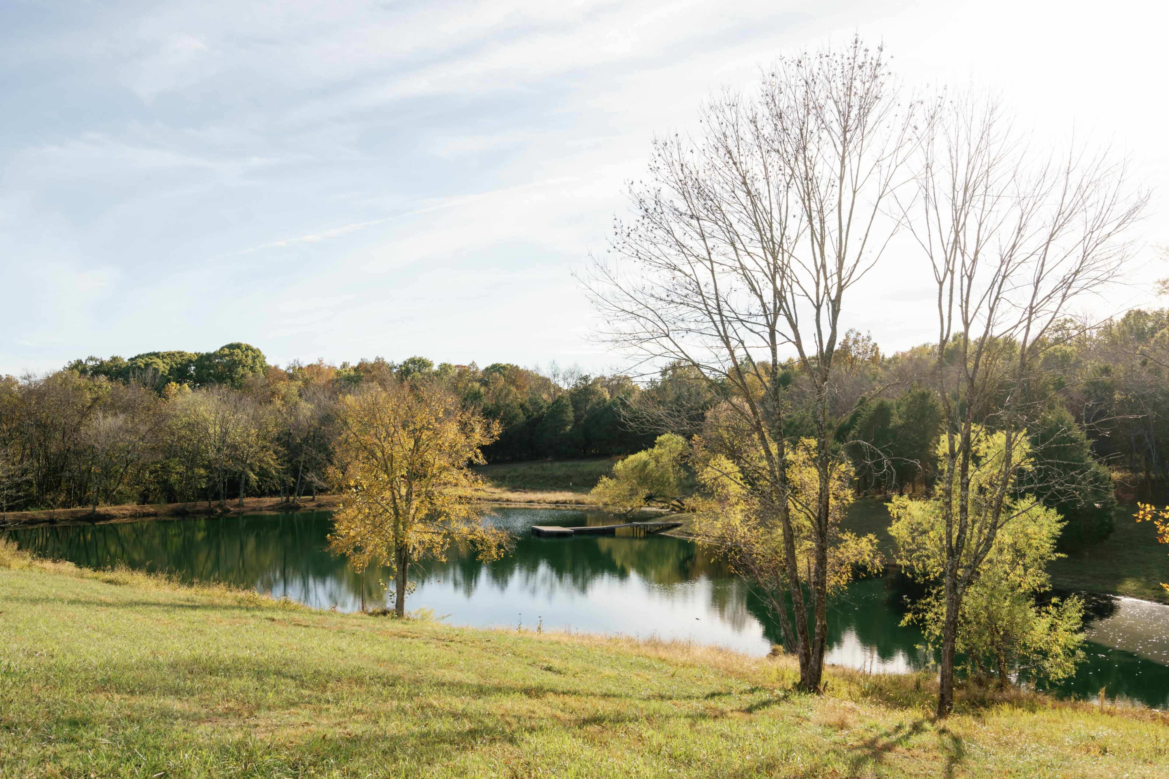 Luxe 50 Acre Farm with Private Lake, Rooftop Deck, Pool and Sauna Image in Gallatin, Gallatin, TN