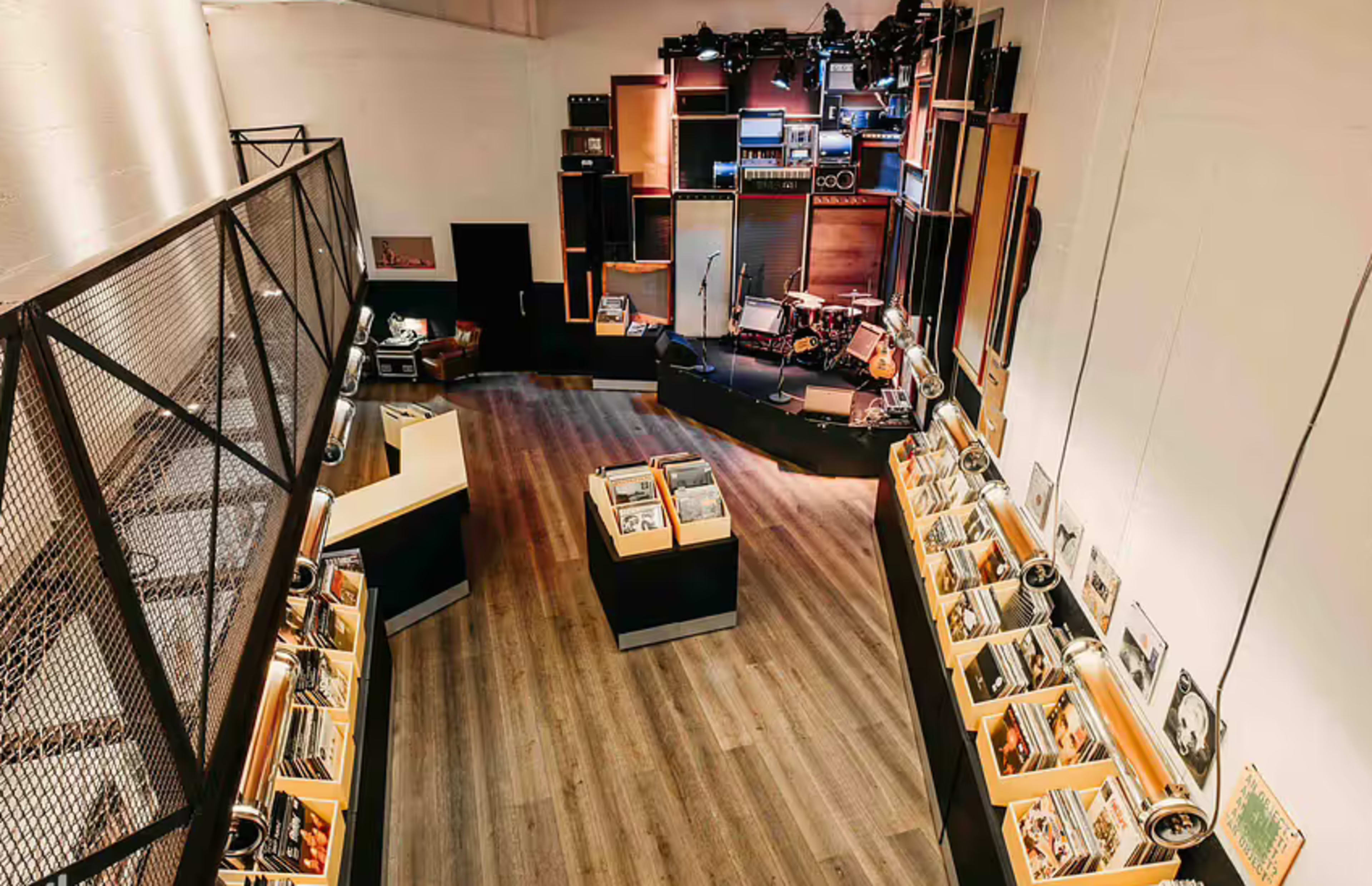 Espace atypique dans un disquaire de Paris pour vos événements Image in Bastille, Paris