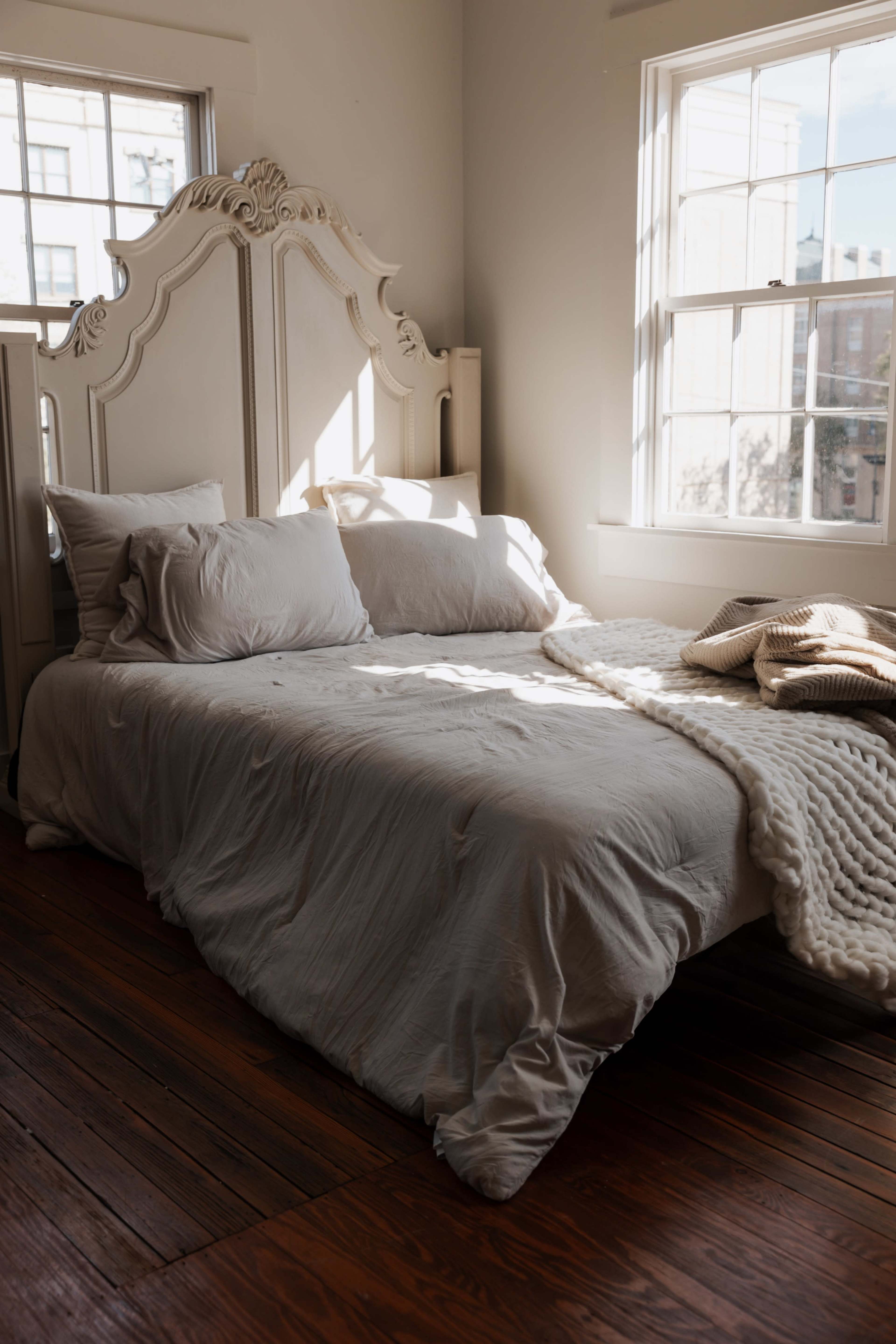 The Cheshire Cat Studio: Modern & Adaptable Image in South Historic District, Savannah, GA