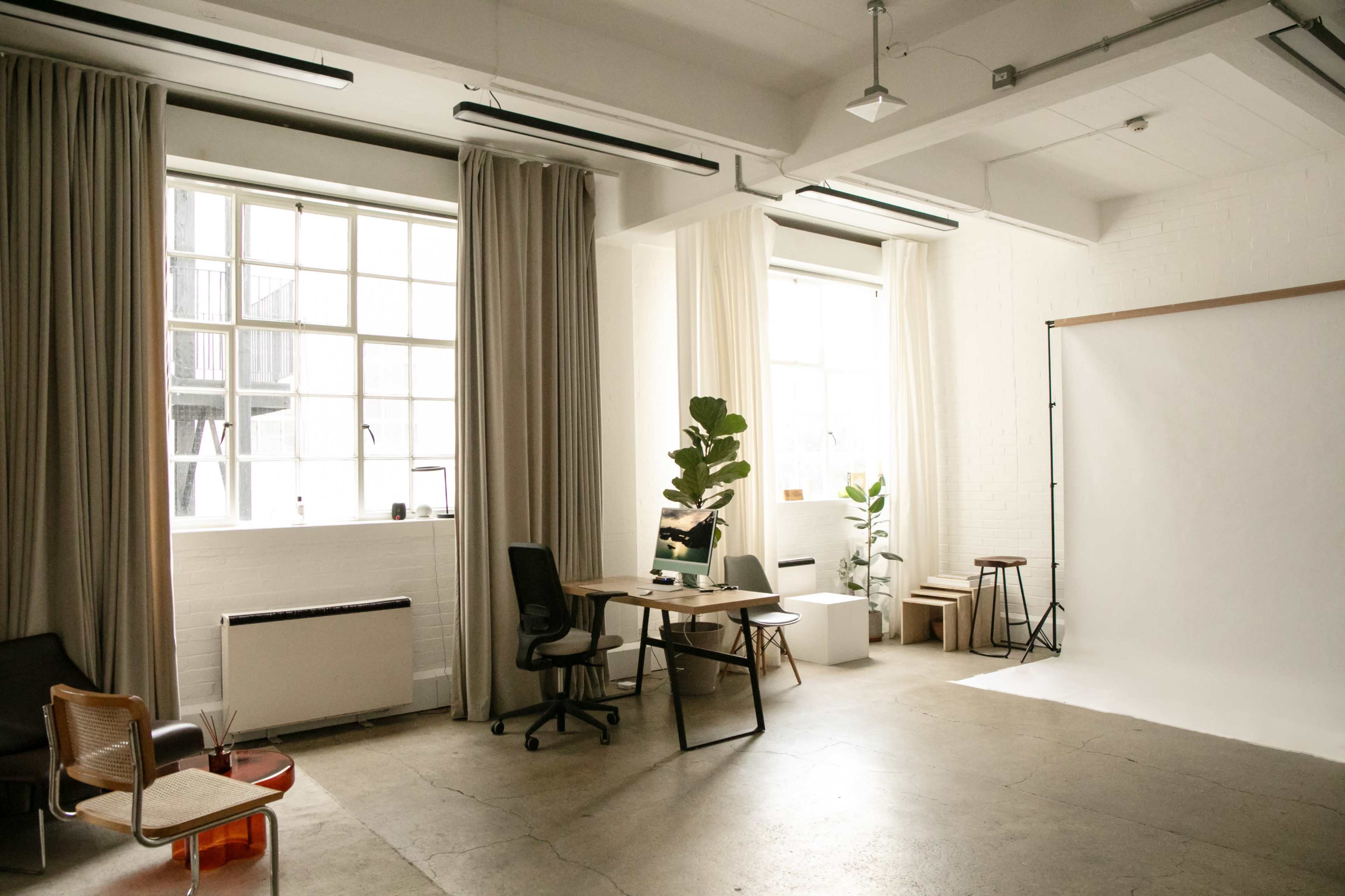 Minimalist Photo Studio in West London Image in Ladbroke Grove, London, ENG