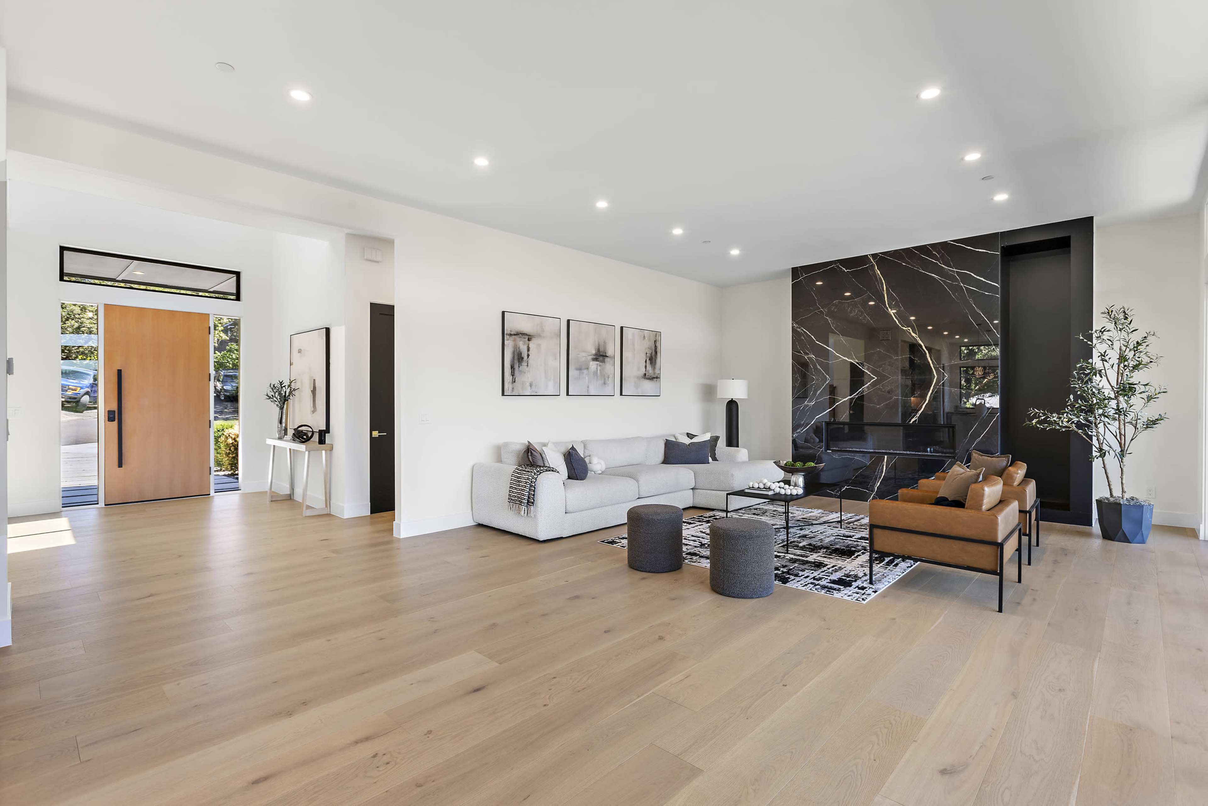 Riverview, Modern House with Great Sunsets Image in Oak Grove, Oak Grove, OR