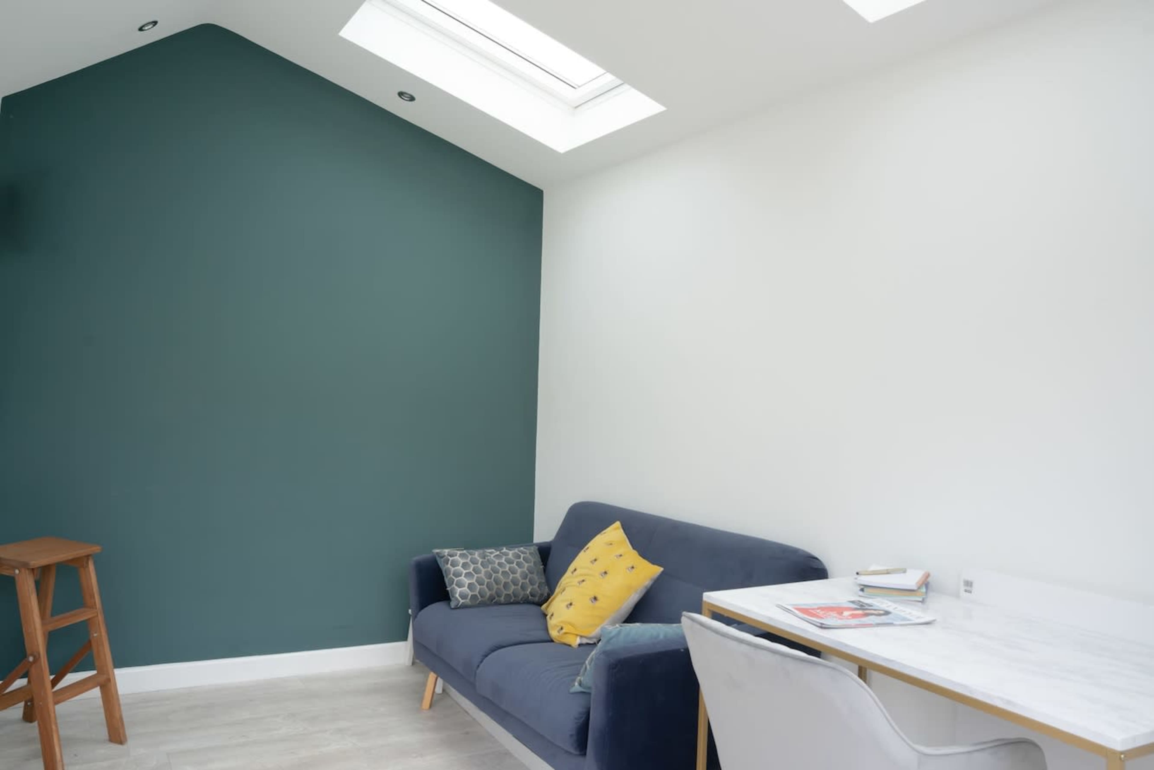 Light, airy photo studio Image in Buckhurst Hill, Buckhurst Hill, ENG