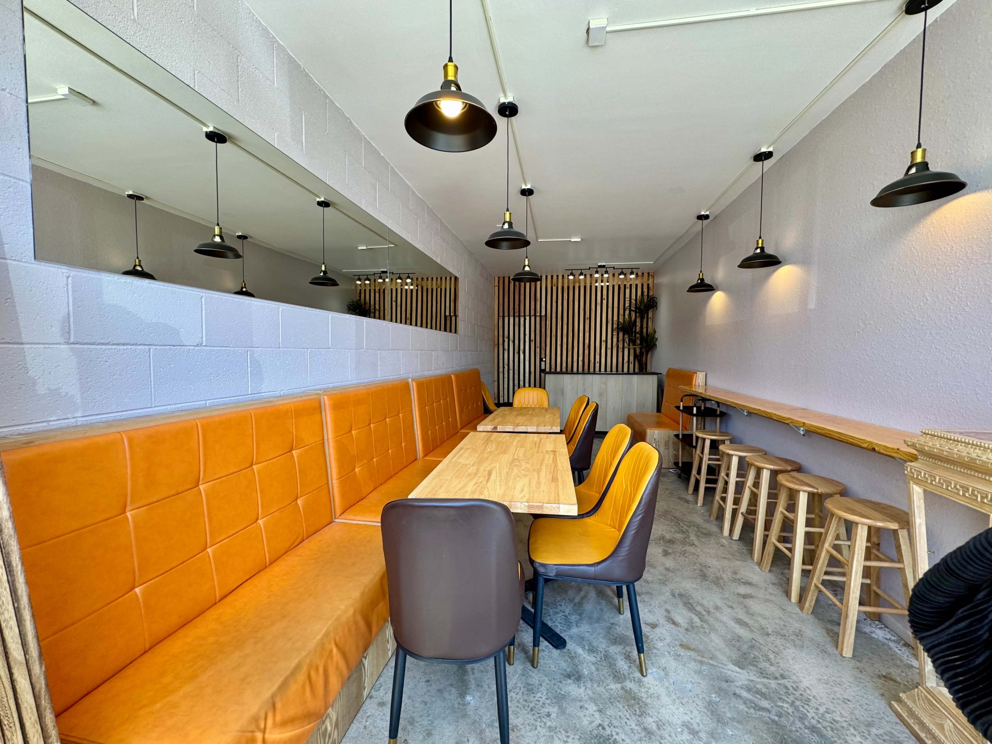 Coffee Shop Restaurant Image in Mar Vista, Los Angeles, CA