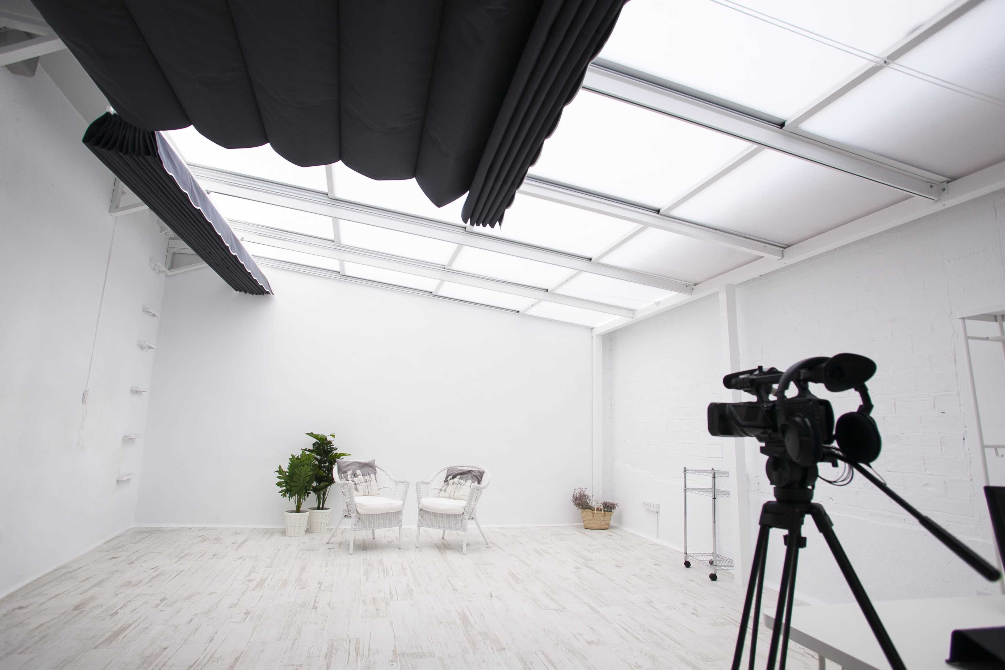 The Green House - Natural Light Studio in La Latina Image in Puerta del Ángel, Madrid, M