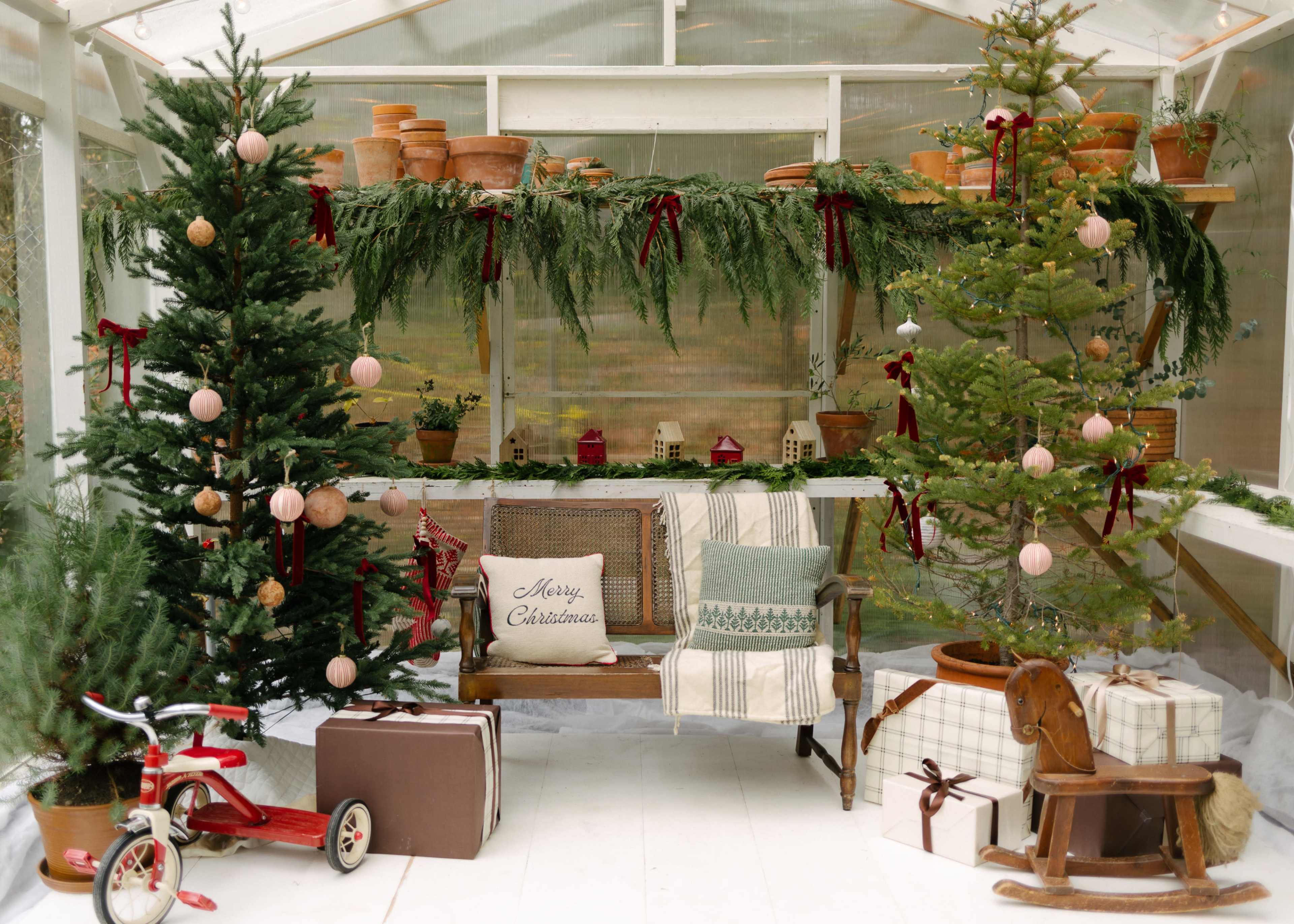Greenhouse Christmas Studio Image in Lake Morton-Berrydale, Auburn, WA