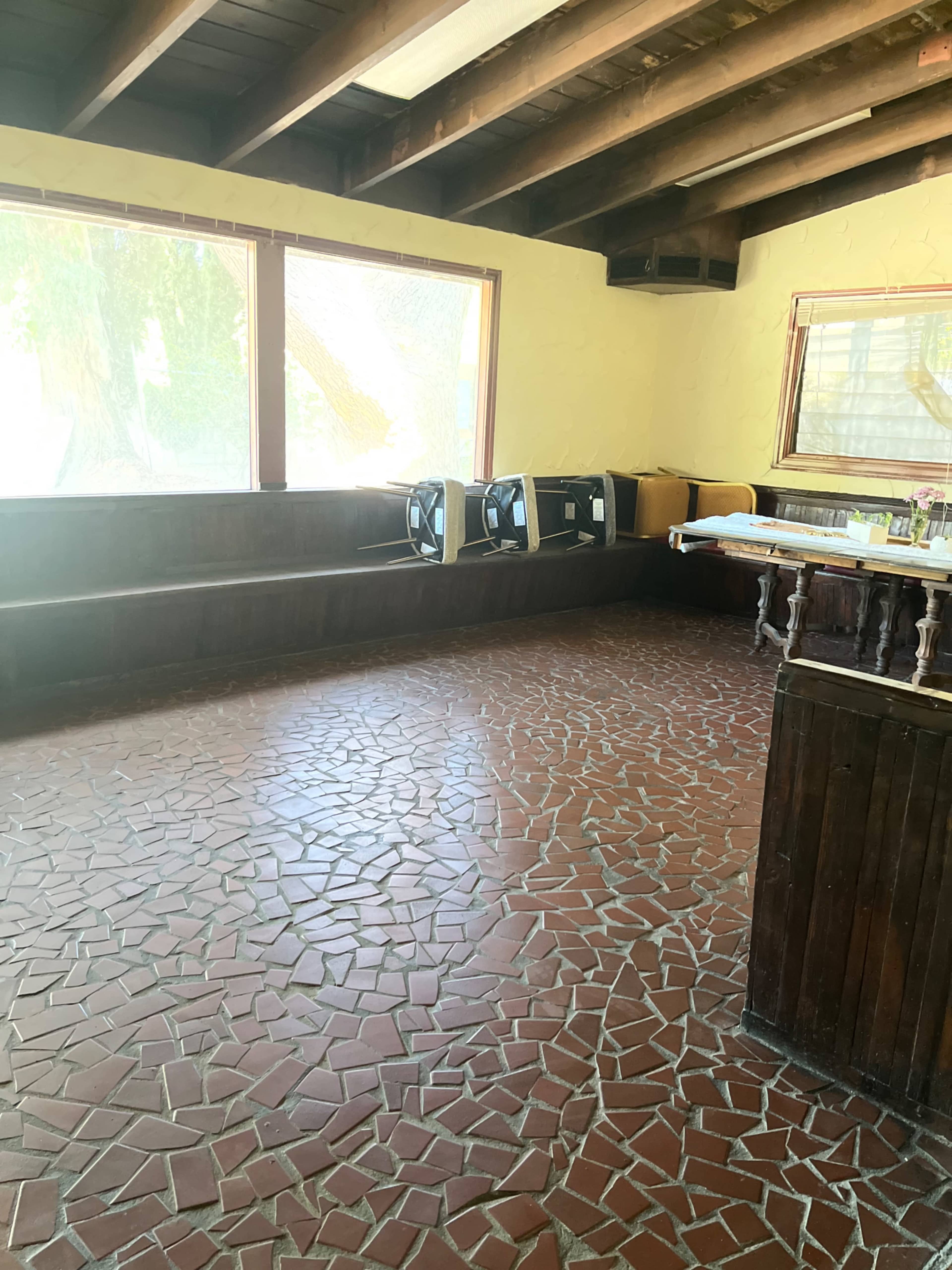 Diner and Chapal with endless opporrunites Image in , Santa Clarita, CA