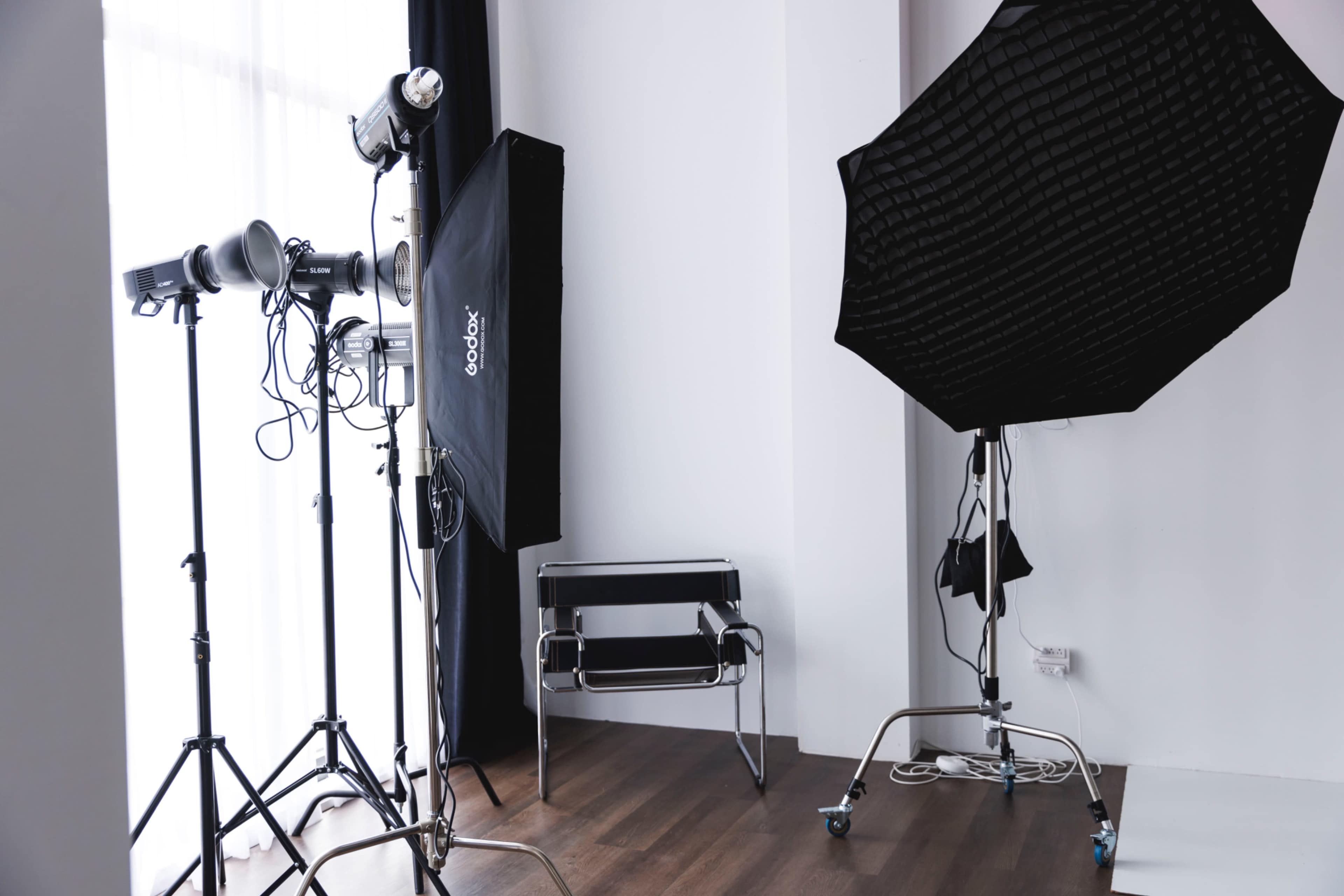 Daylight Space for Creatives and more Image in Logan Square, Chicago, IL