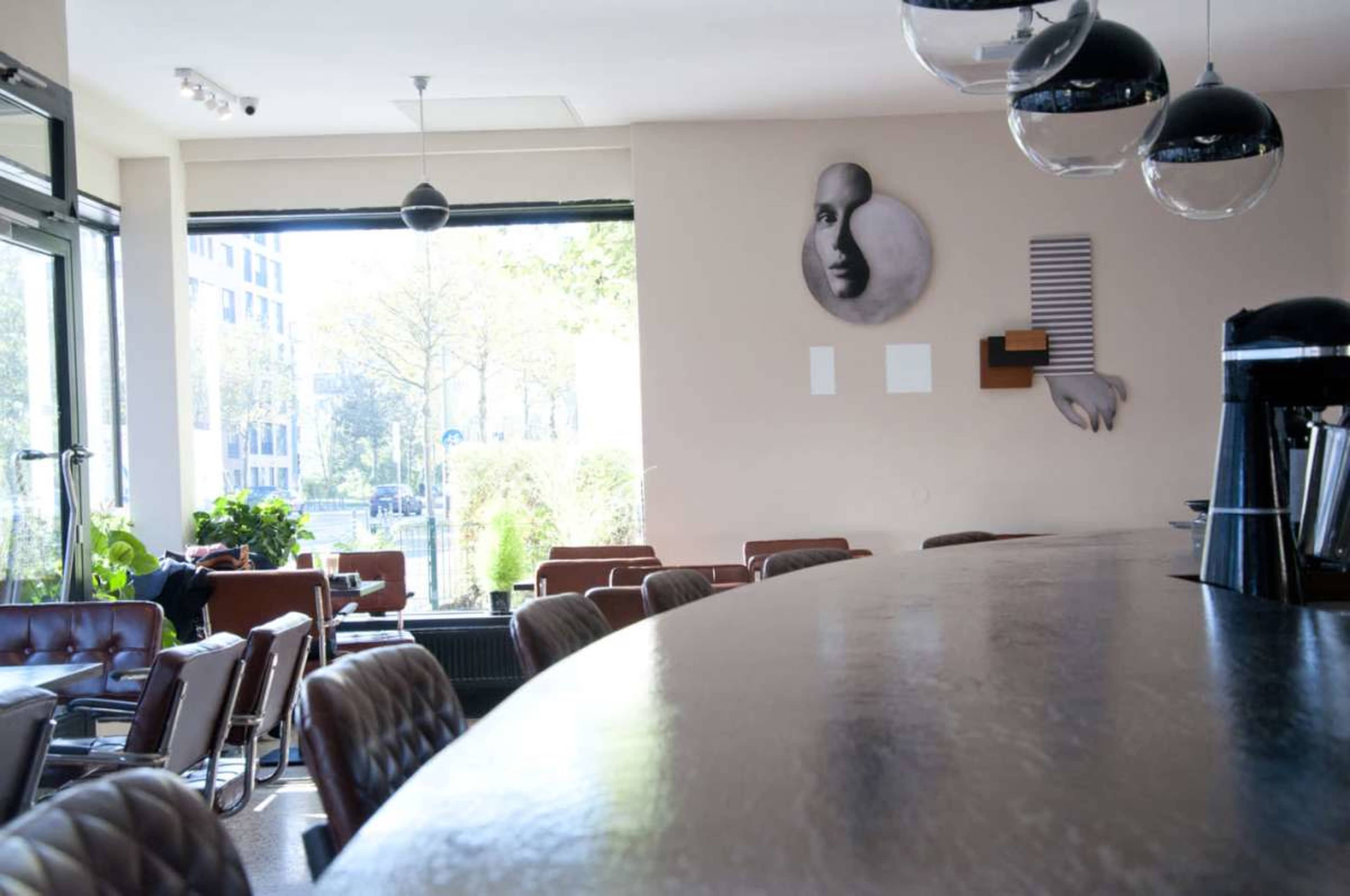 Grüne Oase am Mauerpark in der Mitte Berlin Image in Gesundbrunnen, Berlin - Mitte