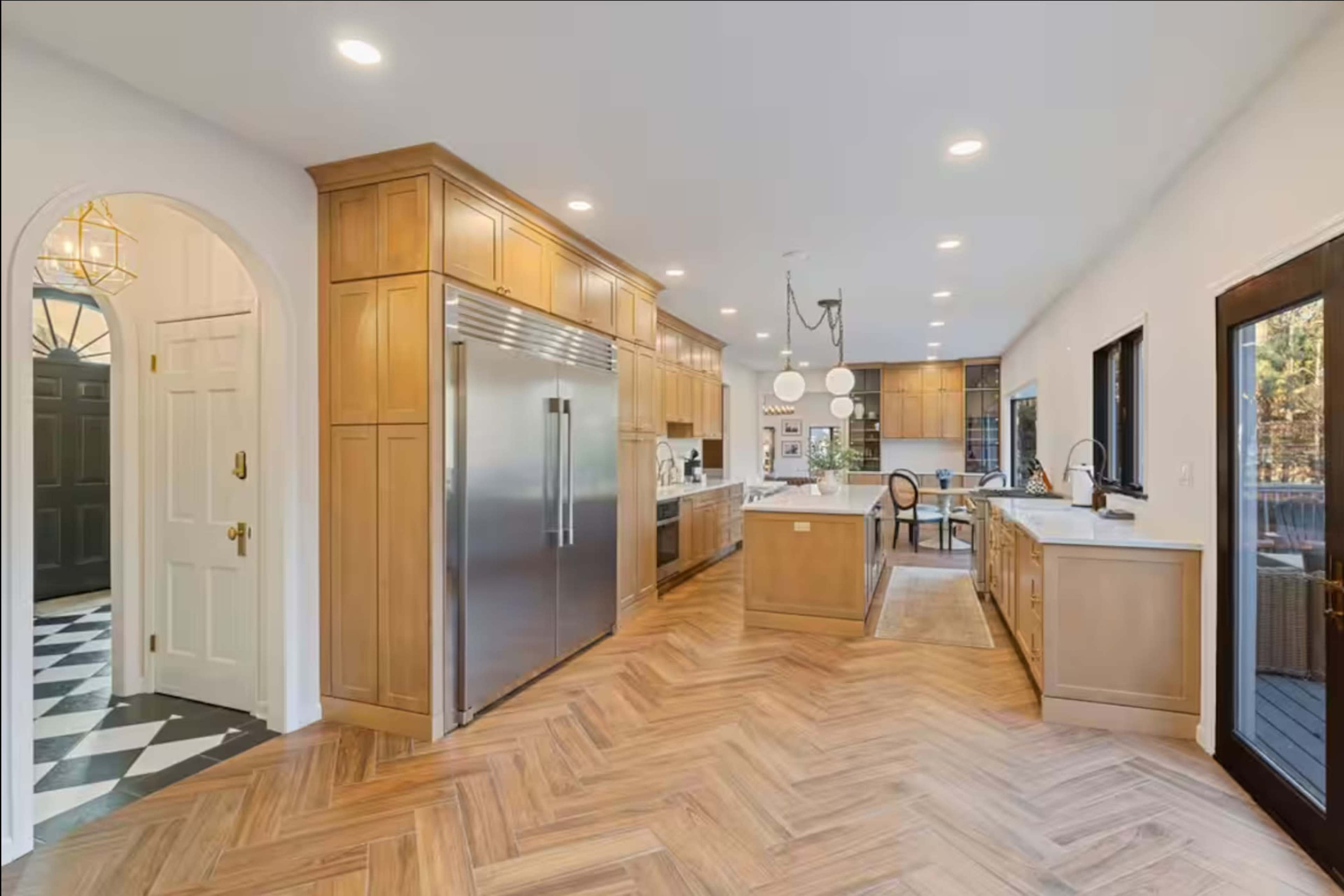 Suburban Mini Estate 3.5 acres Image in Ramapo, Suffern, NY