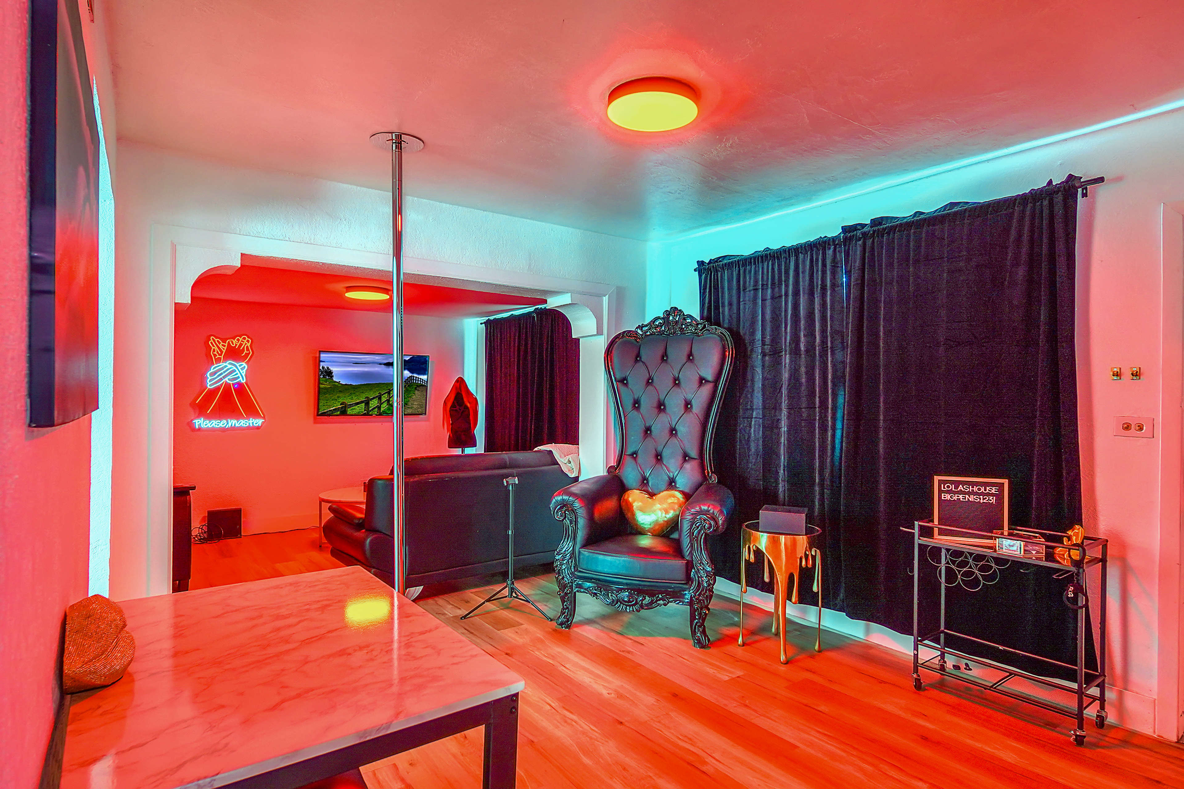 Lola's House: Unique Erotic Stay Image in 441 Corridor, Hollywood, CA