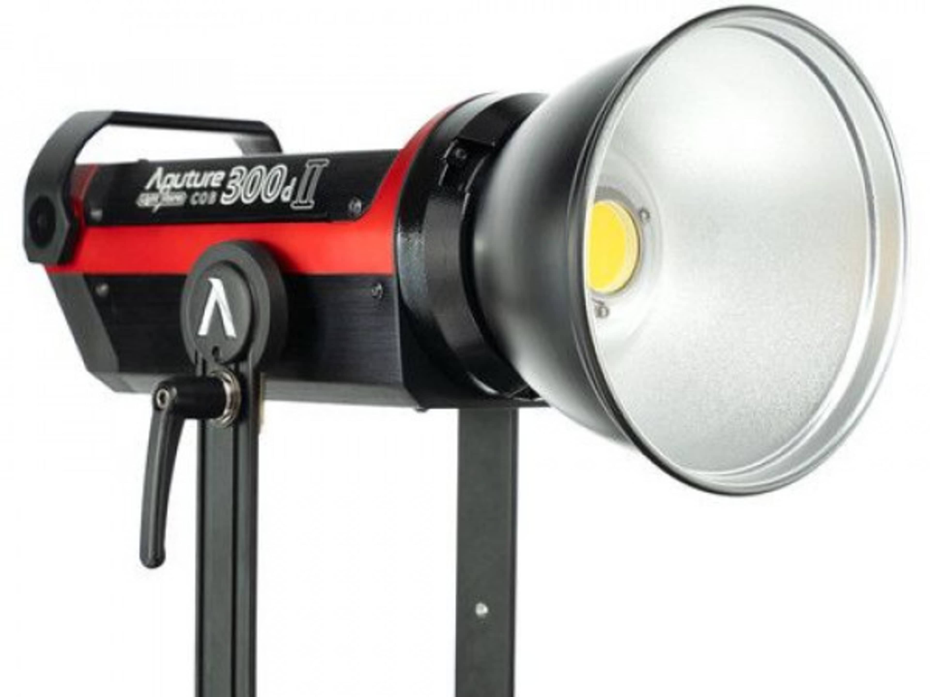 Aputure Light C300d II with Dome & Stand