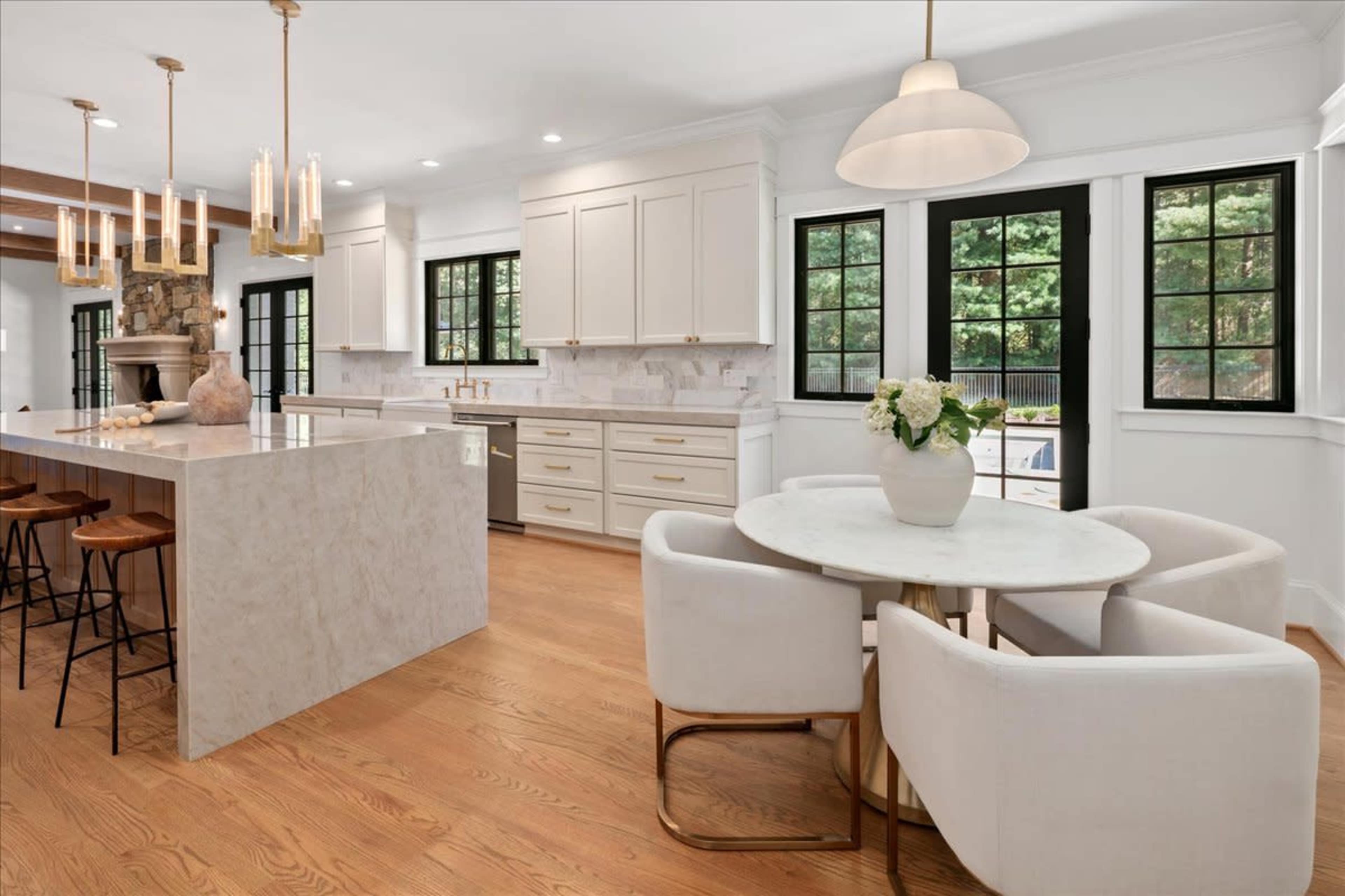 The Potomac Manor Image in Travilah, Potomac, MD